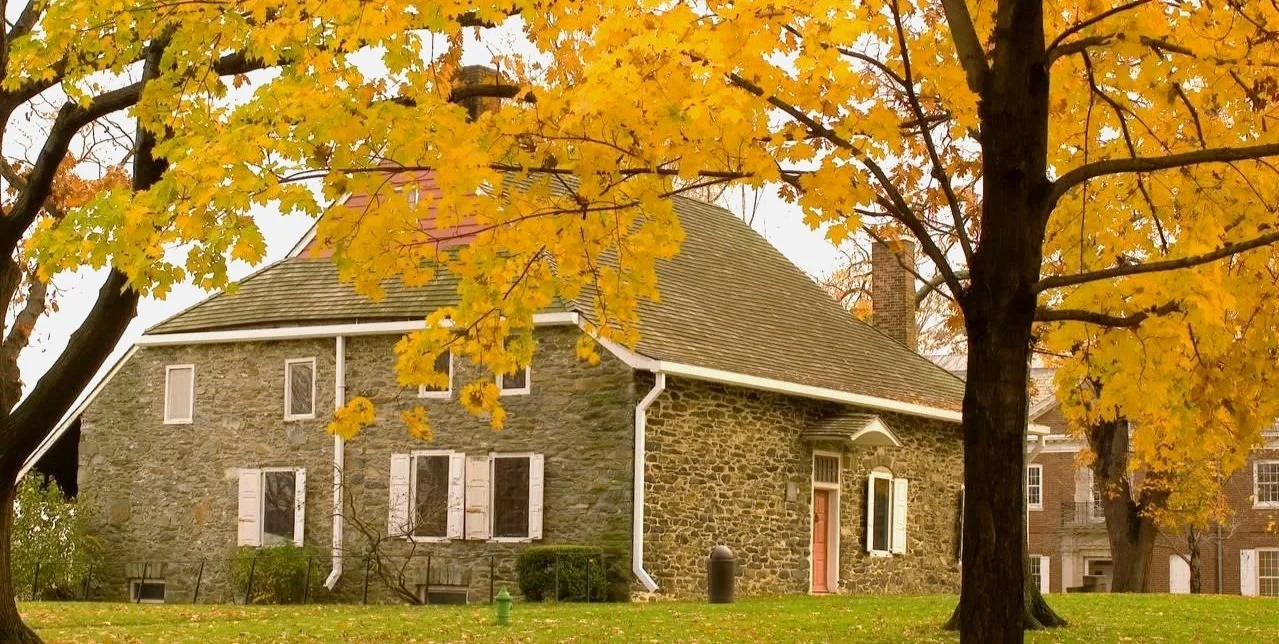 Washington's HQ Building House Fall Trees.jpg