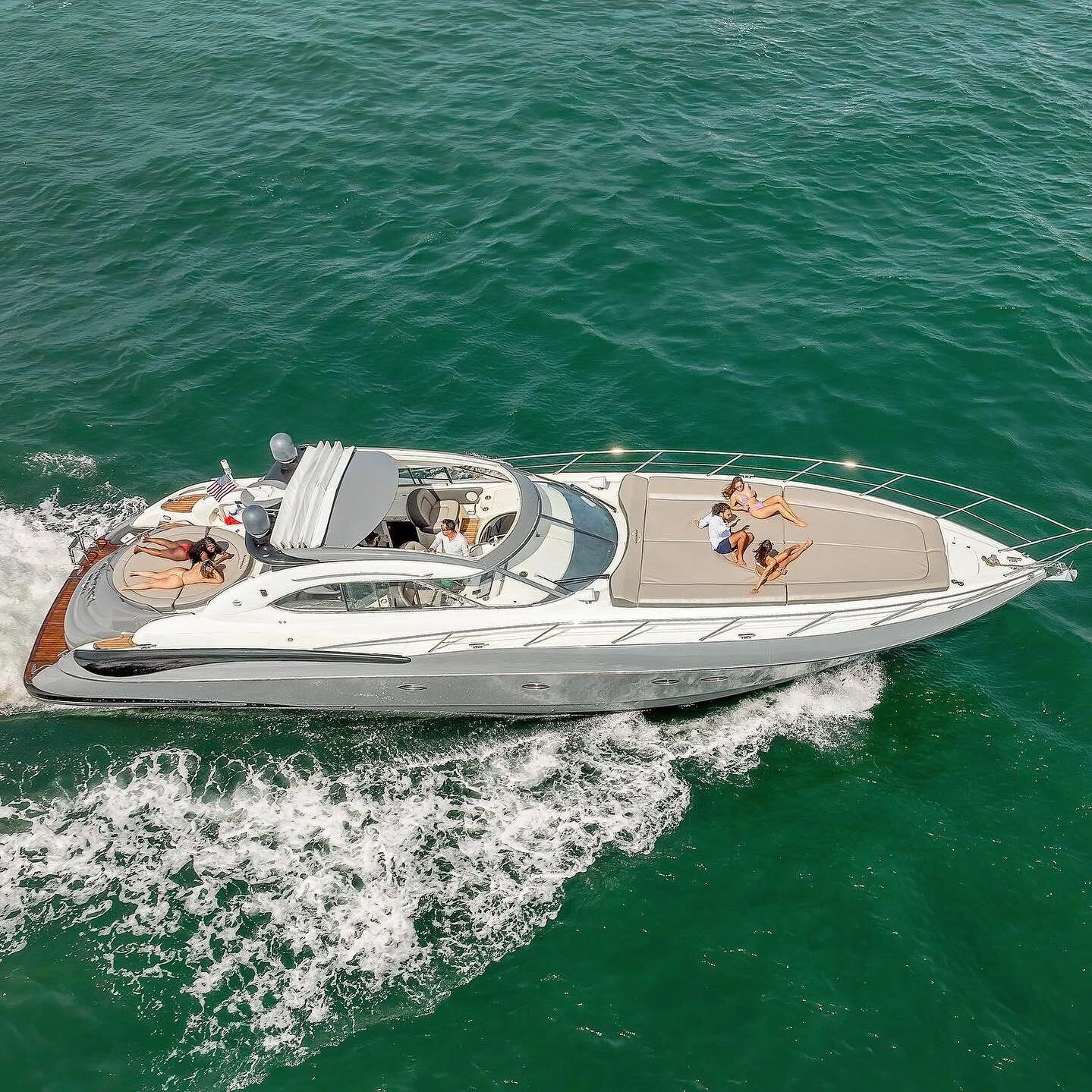 Weekend is coming 🛥️ treat yourself with a boat day on our 60ft Sunseeker 🎉
Book now 📲 305-746-9309
.
.
.
#boatrental #miamiboatrental #yatchrental #yachting #miamiyachtshow #miamiyachtrental