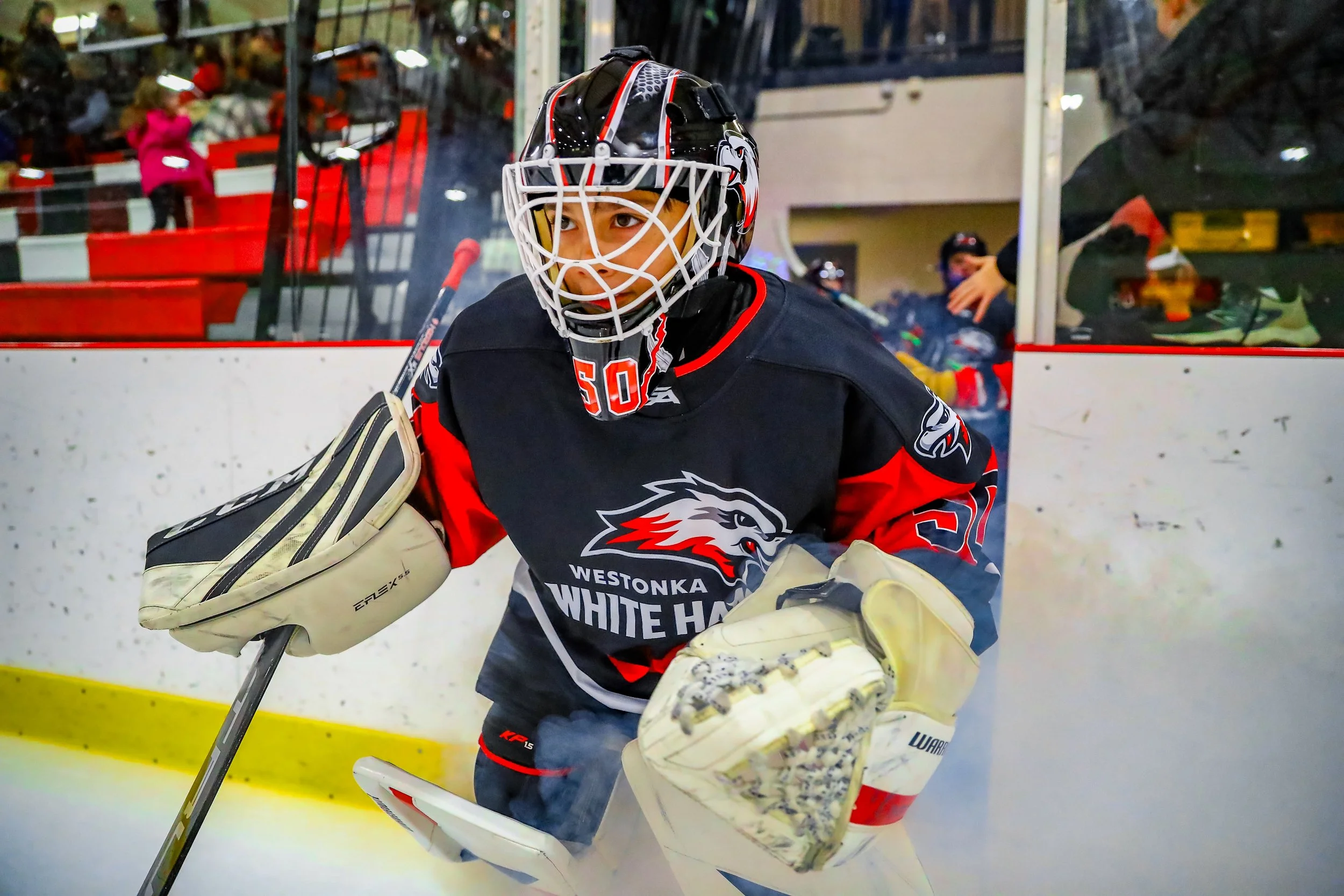 Squirt B2 Red vs Black