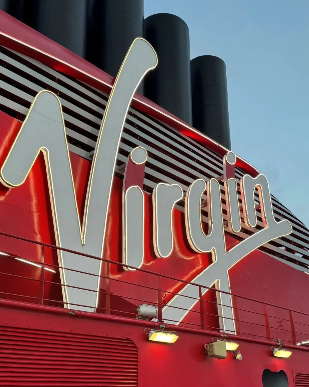 No kids. No buffets. No boring sea days. Virgin Voyages does cruising differently - and once you sail, you&rsquo;ll get why people don&rsquo;t go back 🚢✨

Think Michelin-level dining vibes, craft cocktails, live shows, DJ nights, fitness classes, an