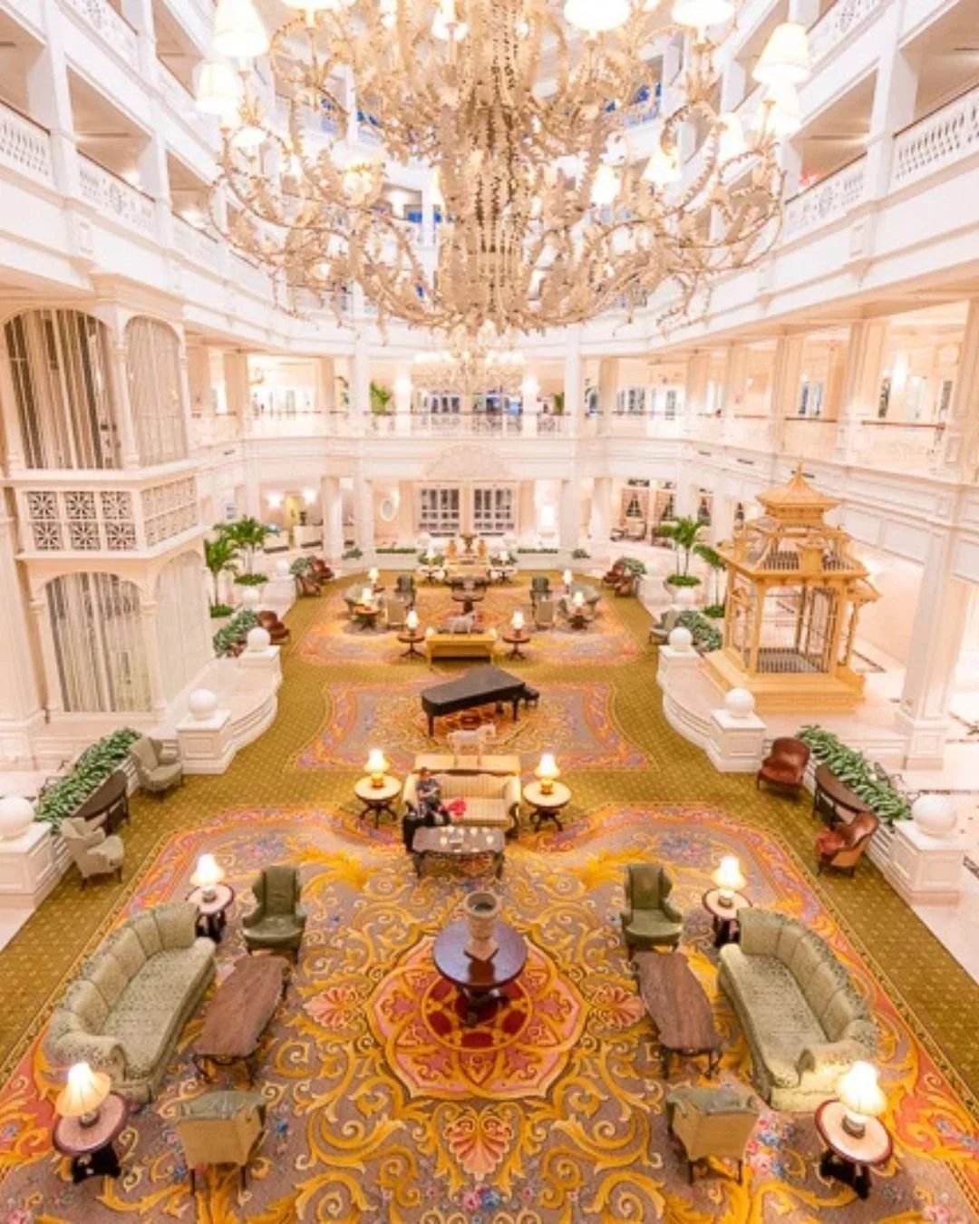 Some Disney vacations feel magical&hellip; and some feel unforgettable. ✨

Imagine ending a day at Magic Kingdom with a peaceful monorail ride back to Disney&rsquo;s Grand Floridian Resort &amp; Spa &mdash; where live piano music fills the lobby, the