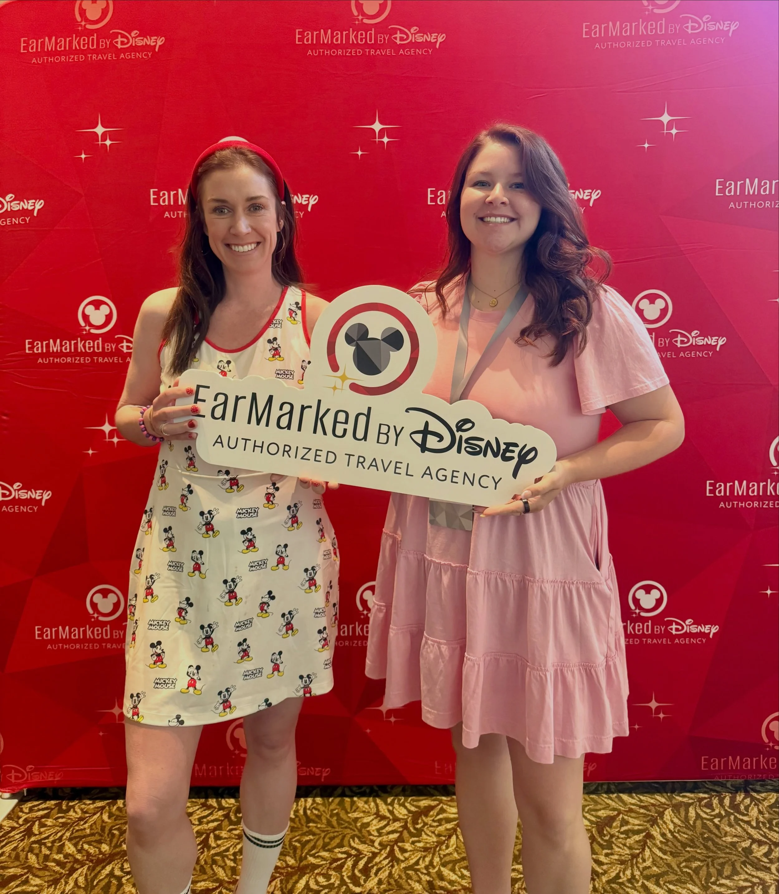 Our Sandpiper Advisors Maddie and Danielle are spending the week at the Disneyland Silver EarMarked Agent Education Program working alongside Disney Destinations to get the inside scoop on planning the perfect Disneyland Resort vacation!
From touring