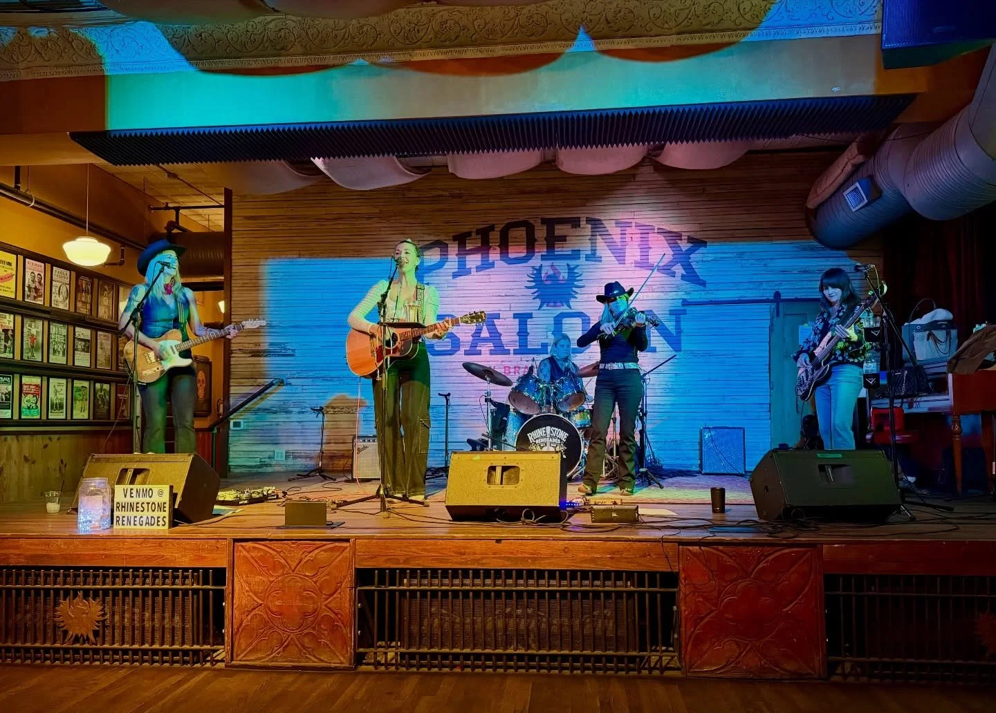 We had a great time playing at The Phoenix Saloon in New Braunfels last night as their featured artist for Wassailfest! @thephoenixsaloon @mandyrowden @carol.evans.5811 @taranash @dedelallymusic @dedelally @girlguitaraustin