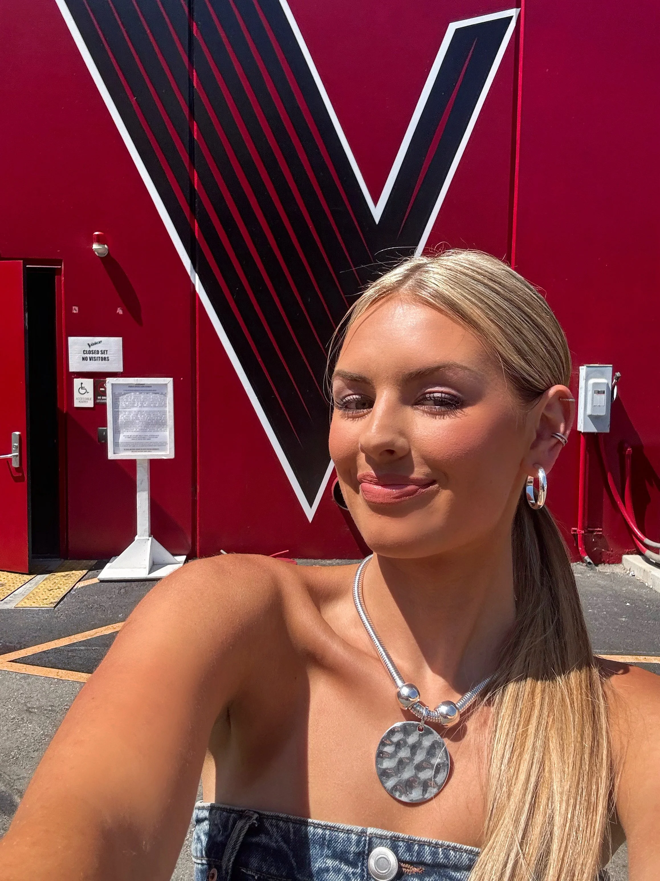 NBC Sadie Dahl The Voice Studio.JPG