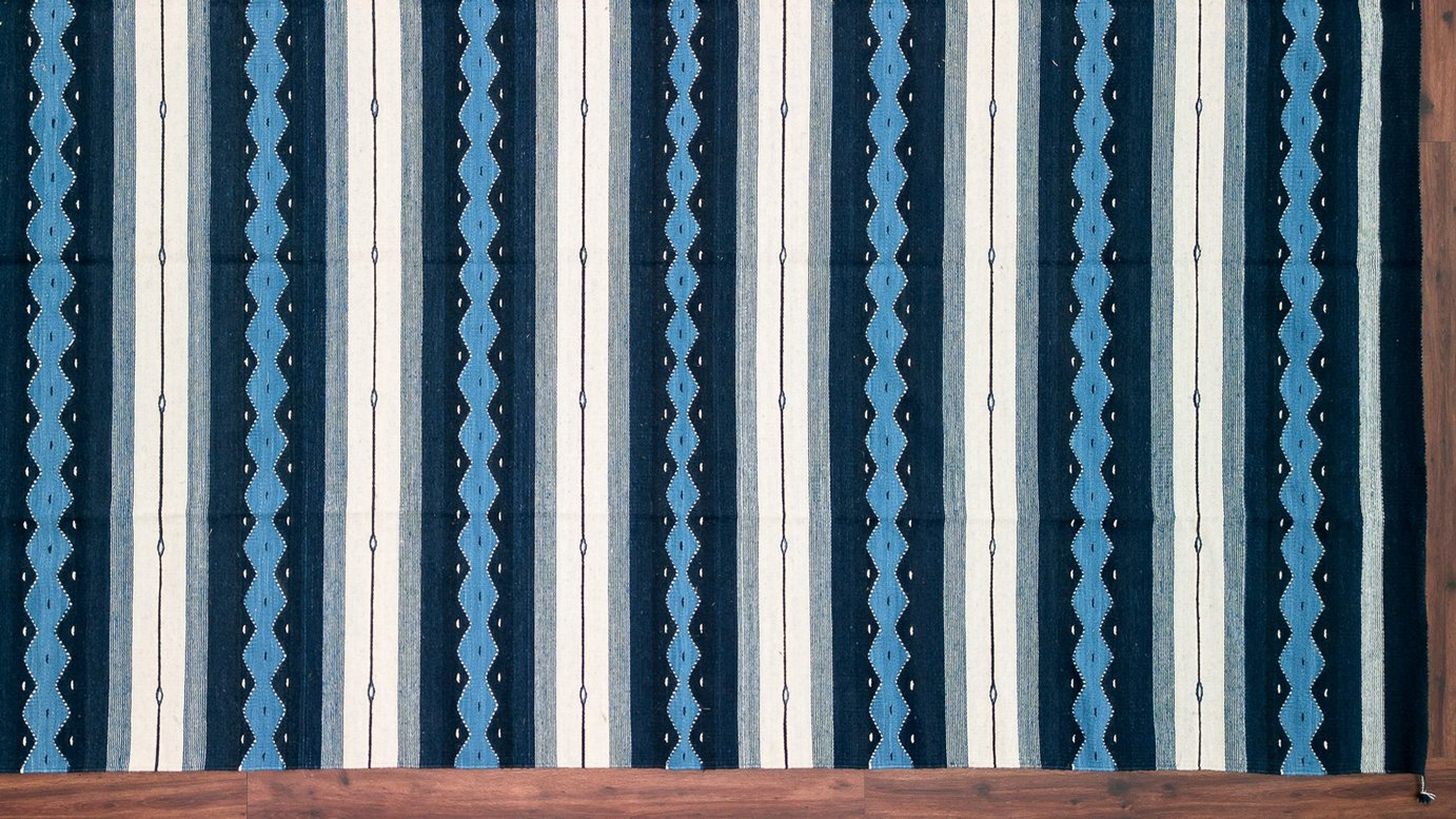 Montanitas-indigo-CU.jpg