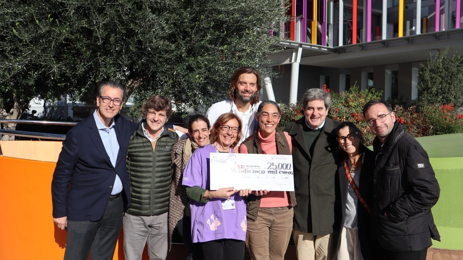 20241203 Entrega Cheque Musicoterapia en Cuidados Paliativos 2024.JPG