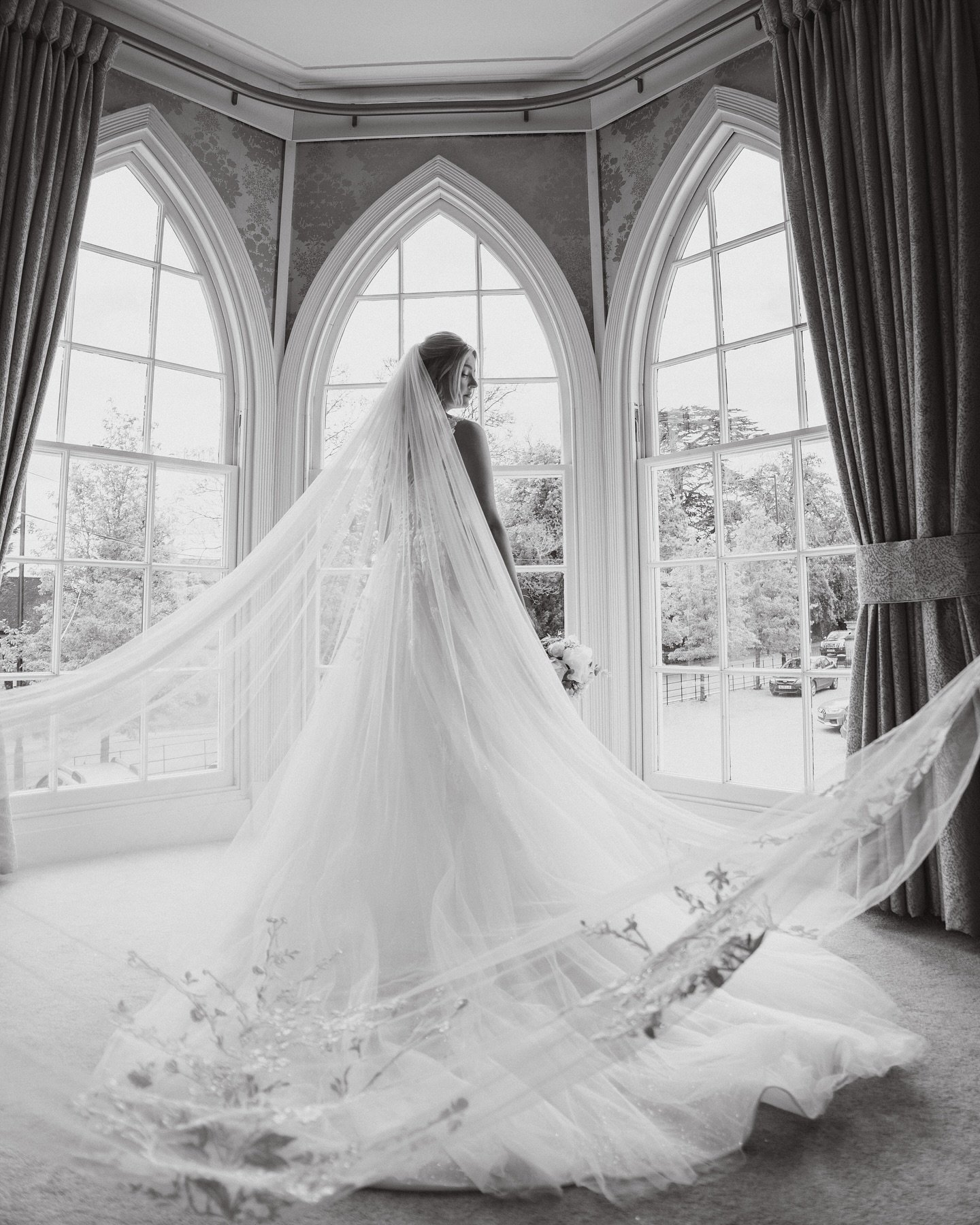 A moment for Jane in this dress! 🤍

Venue: @warwick_house 
Dress: @tdrbridalbirmingham 

#weddingphotography #weddingphotographer #bride #wedding #weddings #weddingphotos #midlandsweddingphotographer