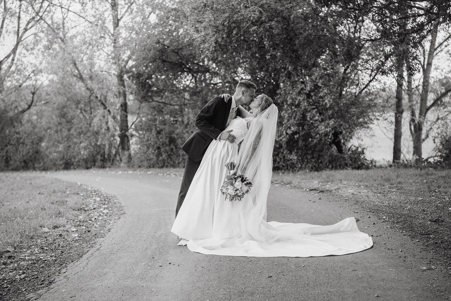 B&amp;W evening portraits with Lucy &amp; Seb at @swallowsnestbarn 🖤✨🤍

#wedding #weddingphotographer #weddingphotography #bride #groom #weddings #love #brides #bourtonhall #warwickshirewedding #midlandswedding #ukwedding #worcestershirewedding #mi