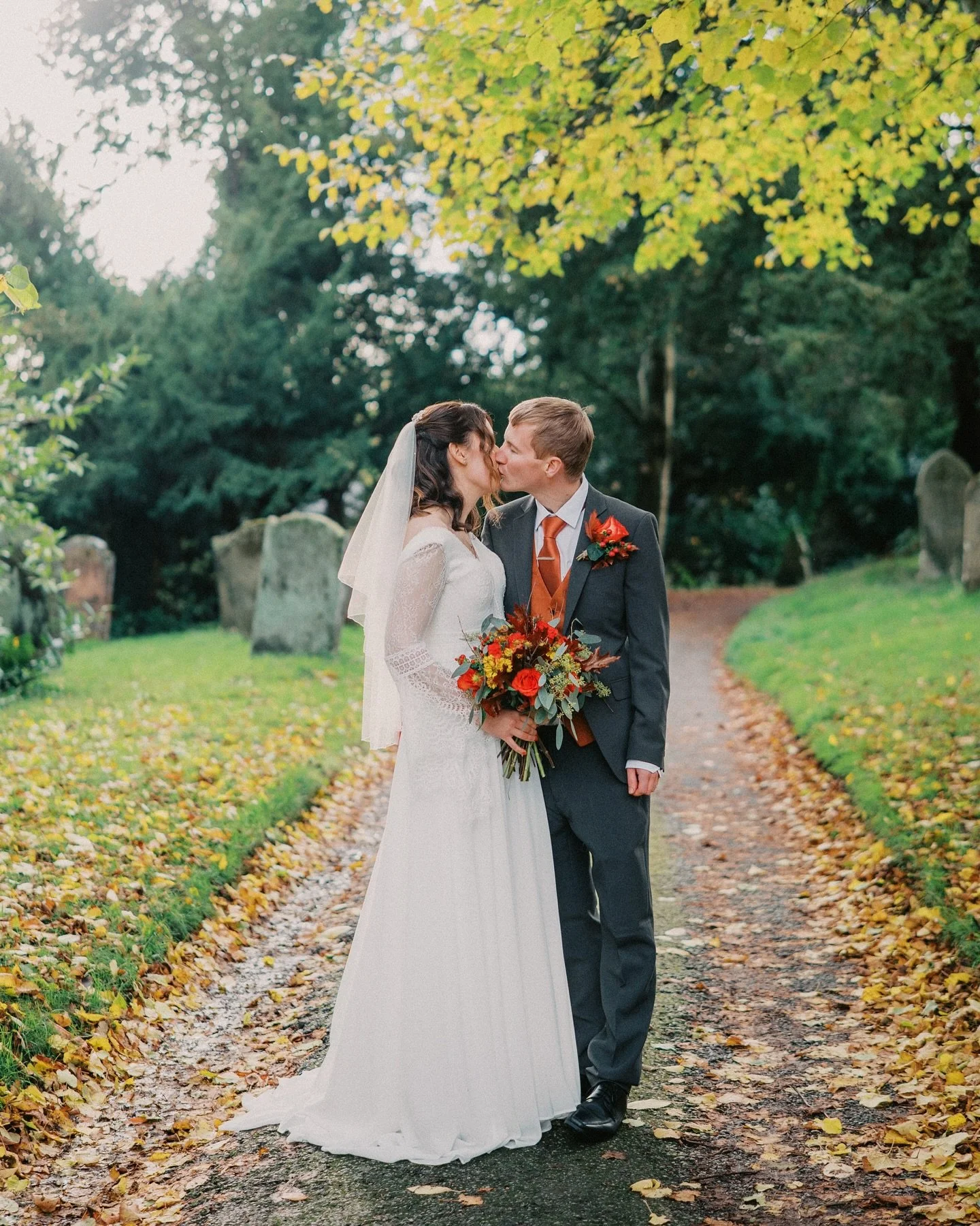 Aaron &amp; Jo 🍁💍🍂✨

On Saturday, I had the pleasure of capturing A&amp;J&rsquo;s gorgeous autumn wedding day.

The sun was shining and these two were so in love, it made capturing their day so effortless. 
Honestly one of the sweetest couples I&r