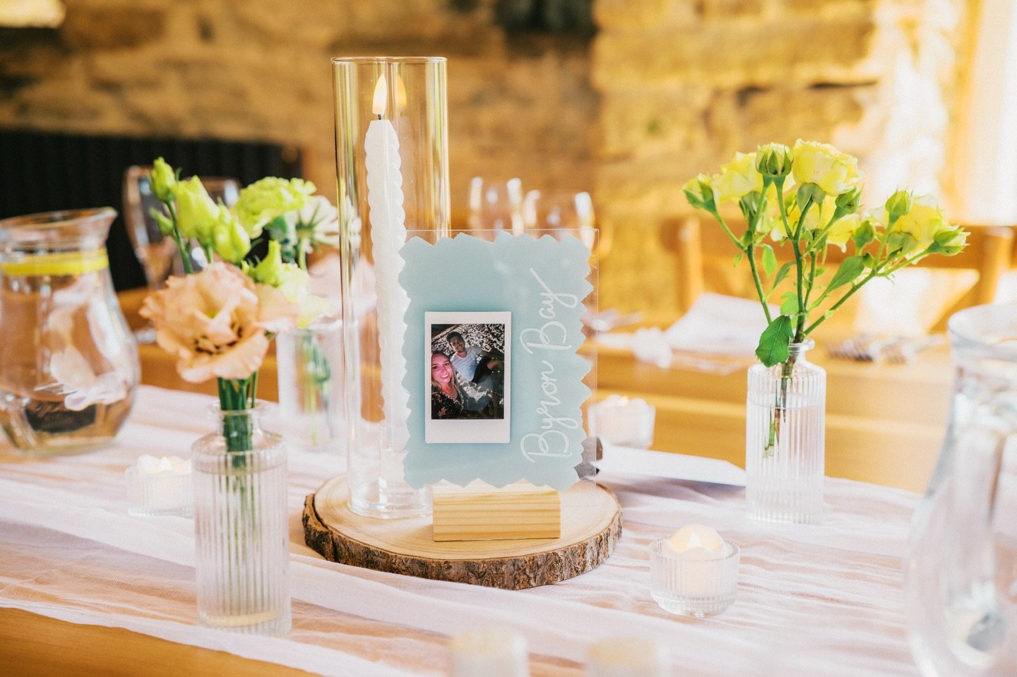 Some photos from Taylor &amp; Ross&rsquo; summery, pastel coloured wedding at @thegreatbarnaynho 🌞💐💛

I&rsquo;m back at this gorgeous venue this week for a magical, winter wedding. 
I&rsquo;m really looking forward to shooting here again and seein