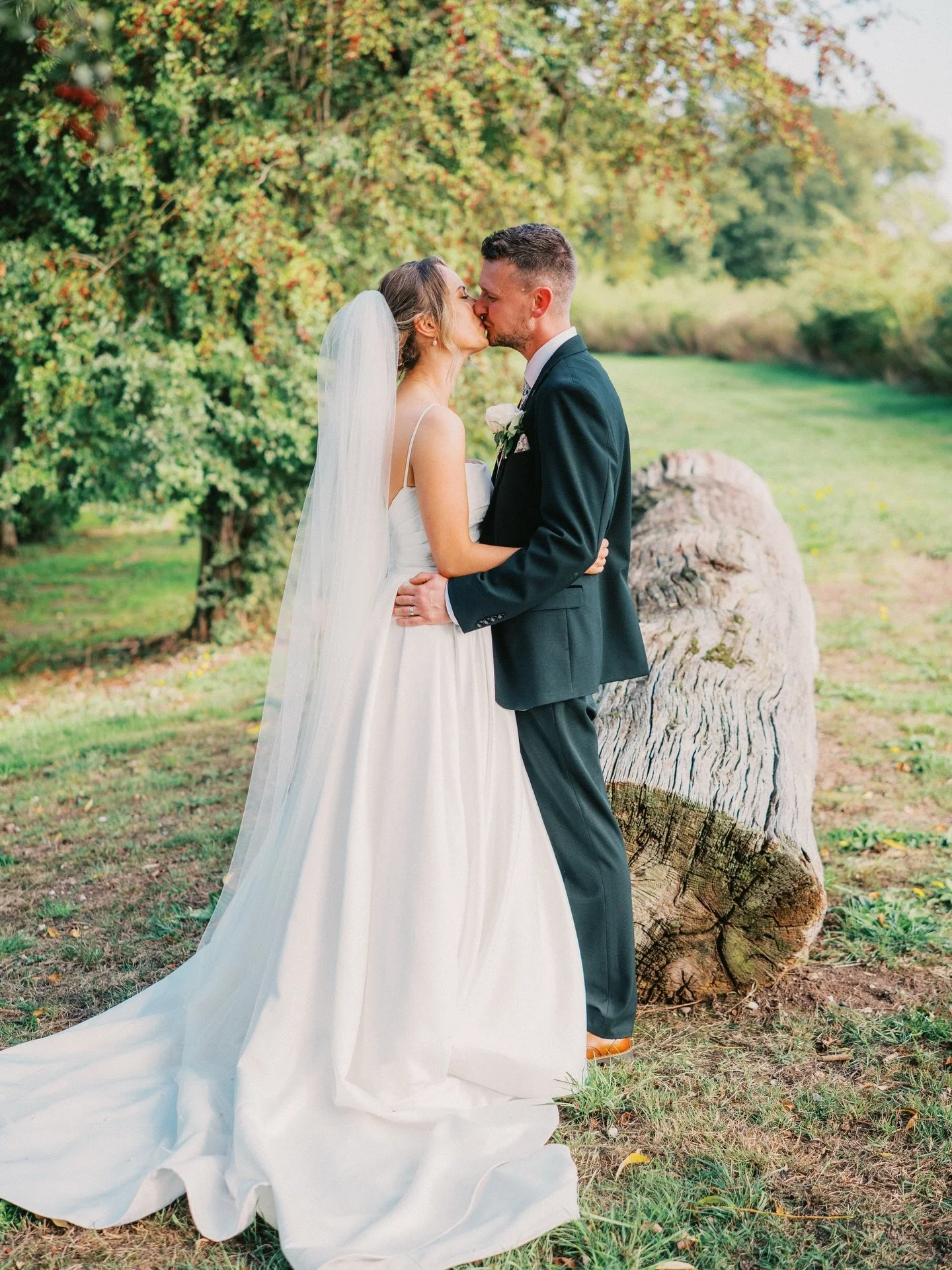 &ldquo;Jen and Cal captured our wedding recently and we couldn&rsquo;t have asked for a better photographer and videographer, they went above and beyond!
Jen and Cal really listened in our pre-wedding call and came up with the idea of doggy cam, as o