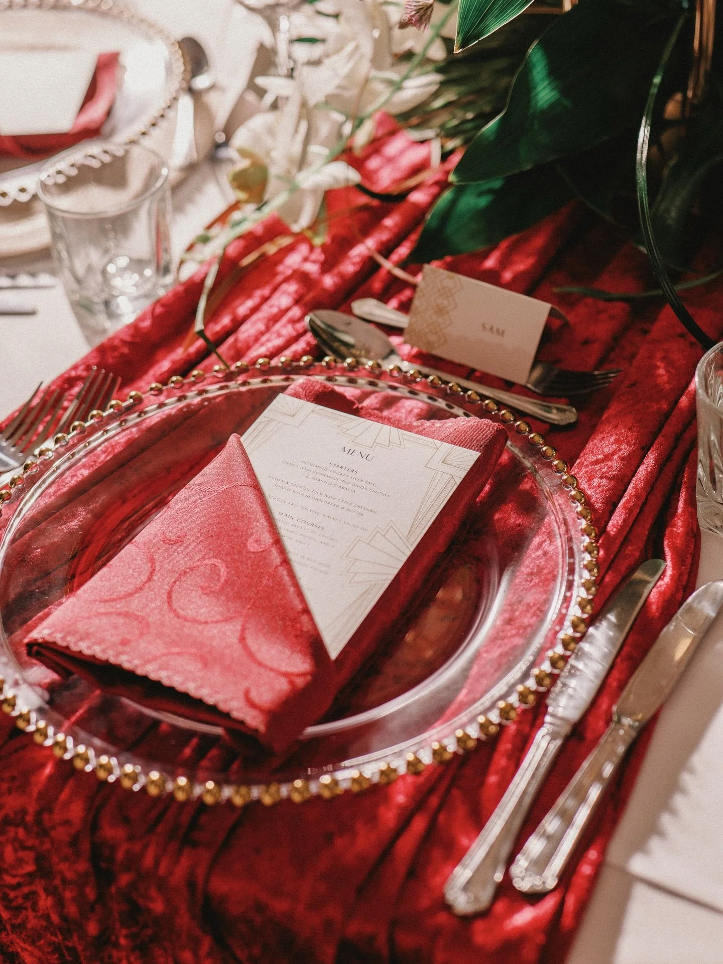 Reminiscing over this beautiful Hollywood Glamour Bridal Shoot we did a few years ago! 💋✨📸

One of the reasons I feel so drawn to wedding photography is its aesthetic richness. Coming from an artistic background, I&rsquo;m naturally inspired by the