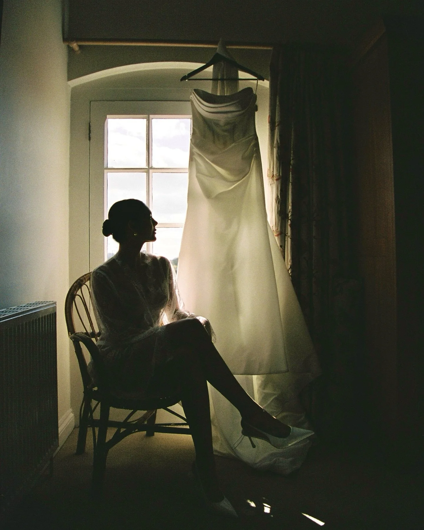 Film photos from our dreamy bridal styled photoshoot last week at @nortongroundsweddings 🎞️🌿📸👰🏼&zwj;♀️

This is just a little sneak peek&hellip; More photos to come! ✨

Suppliers:

Venue: @nortongroundsweddings 
Photographer, Videographer &amp; 