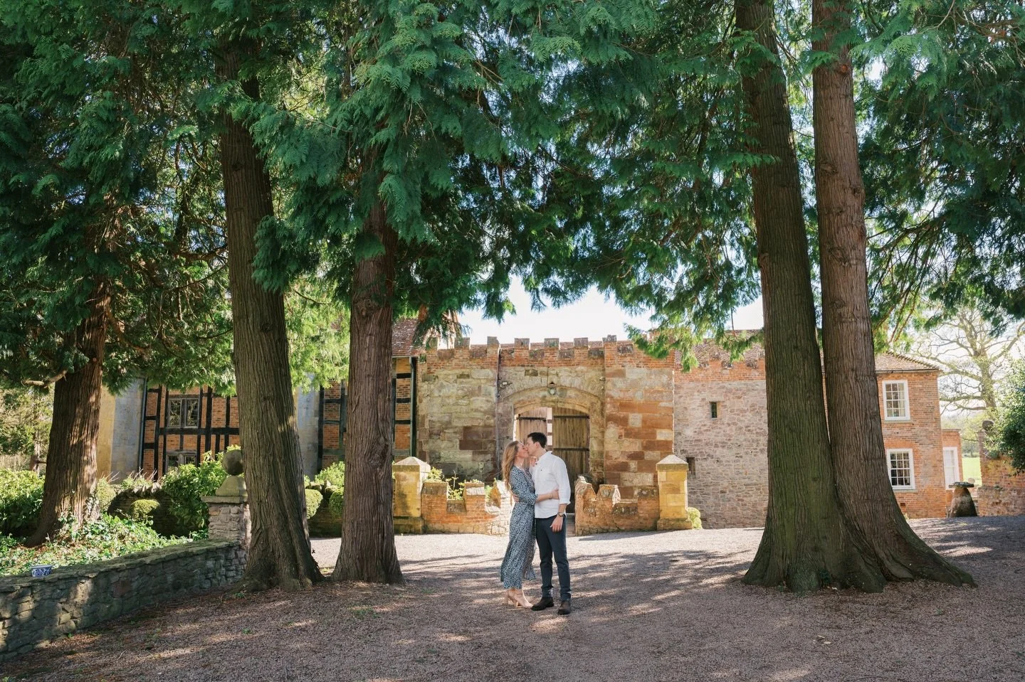 G&amp;V&rsquo;s engagement shoot around the grounds of their stunning wedding venue - @birtscourt 💍🌿✨

This venue amazes me with every visit. There&rsquo;s so many beautiful locations for photographs. It&rsquo;s a wedding photographers paradise 😆 