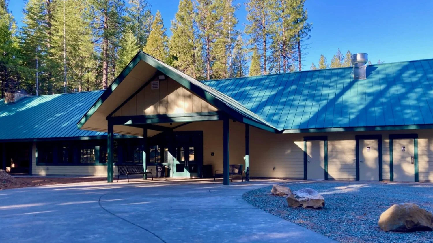 Leoni+Meadows+Camp+Retreat+Ponderosa+Exterior.jpg