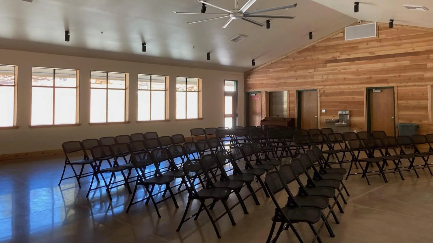 Leoni+Meadows+Camp+Retreat+Ponderosa+Interior+2.jpg
