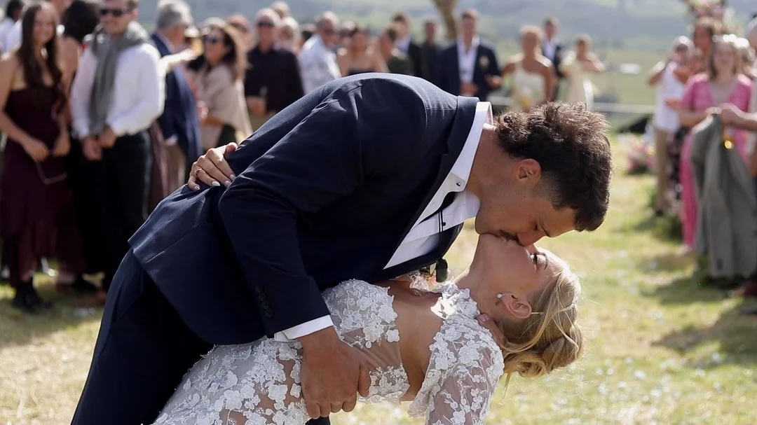 Coming soon! Keely &amp; Levi&rsquo;s gorgeous day in Ōtorohanga. Kiwi country weddings have my heart!! 🌾

@hayleygreerfilms 
@amyryanweddings 
@therevelry_
@morgansgardennz