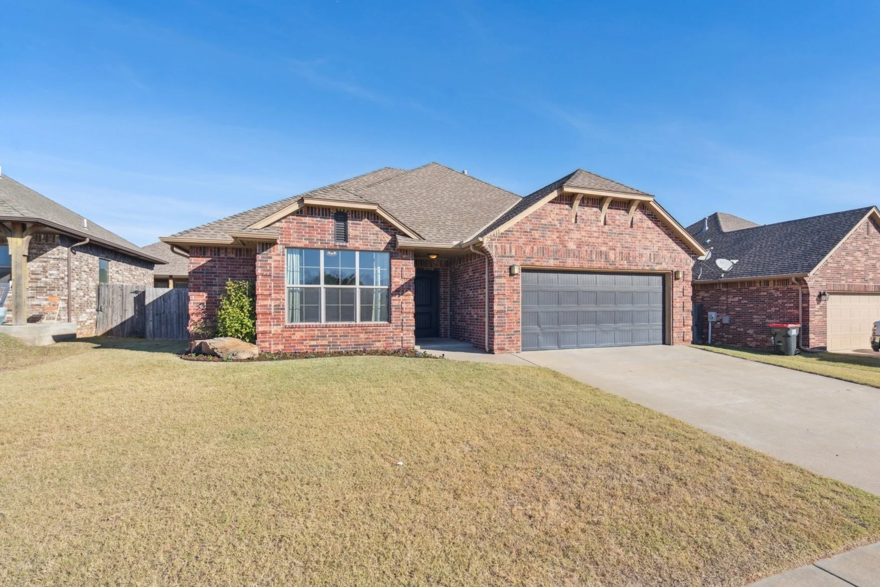 2-web-or-mls-20611 Frontier Pl_002.jpg