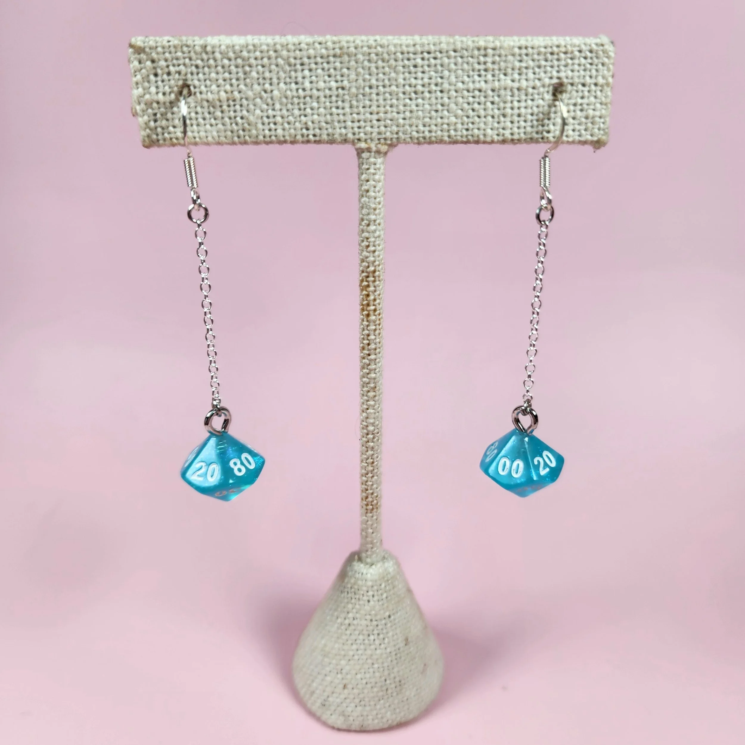 Gift Idea for Dungeons and Dragons Girlfriend (3).jpg