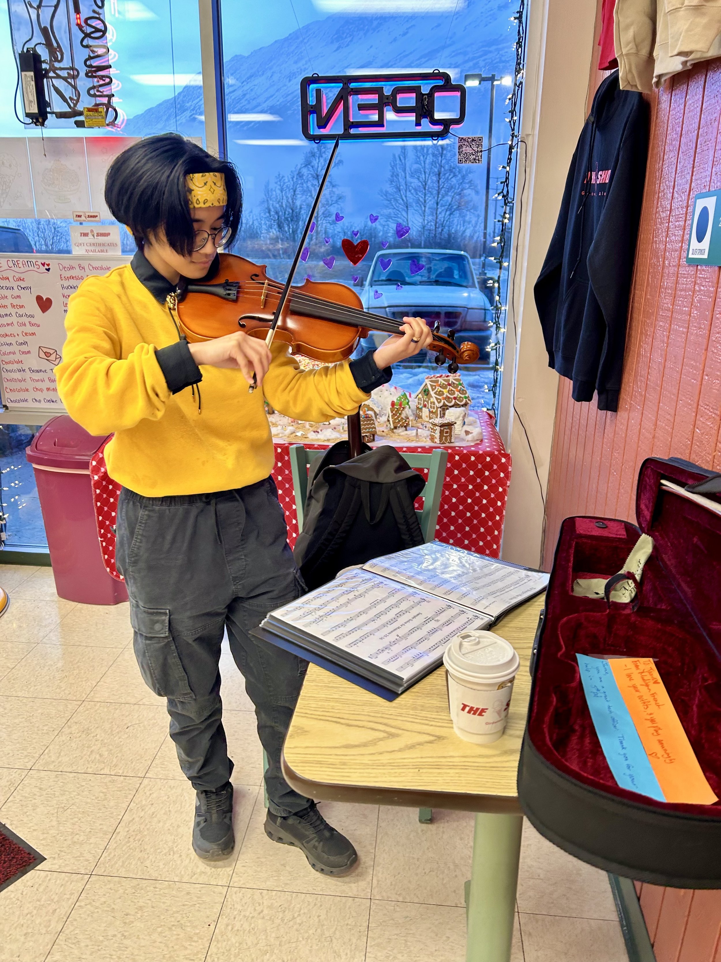 Girdwood celebrates First Friday at local businesses