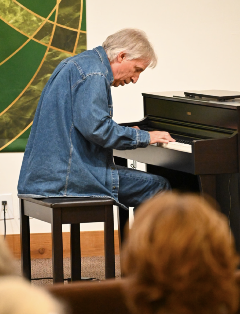 Pianist Brings Night of Spontaneity to Girdwood Chapel