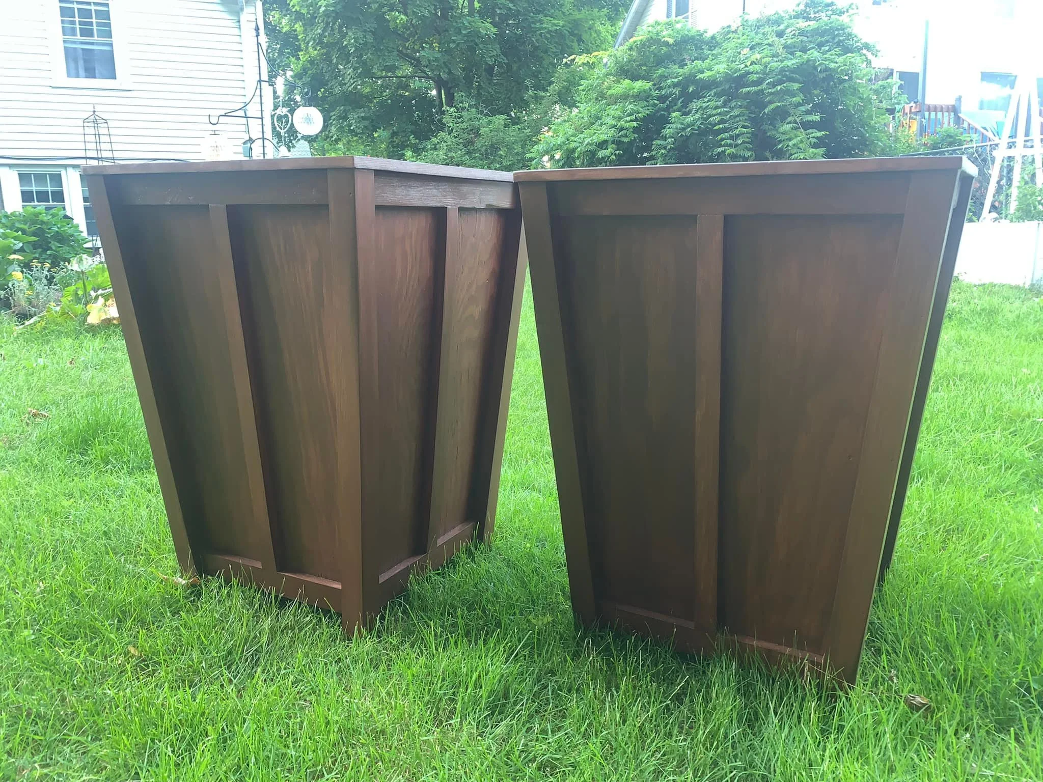 CedarPlanter_1.jpg