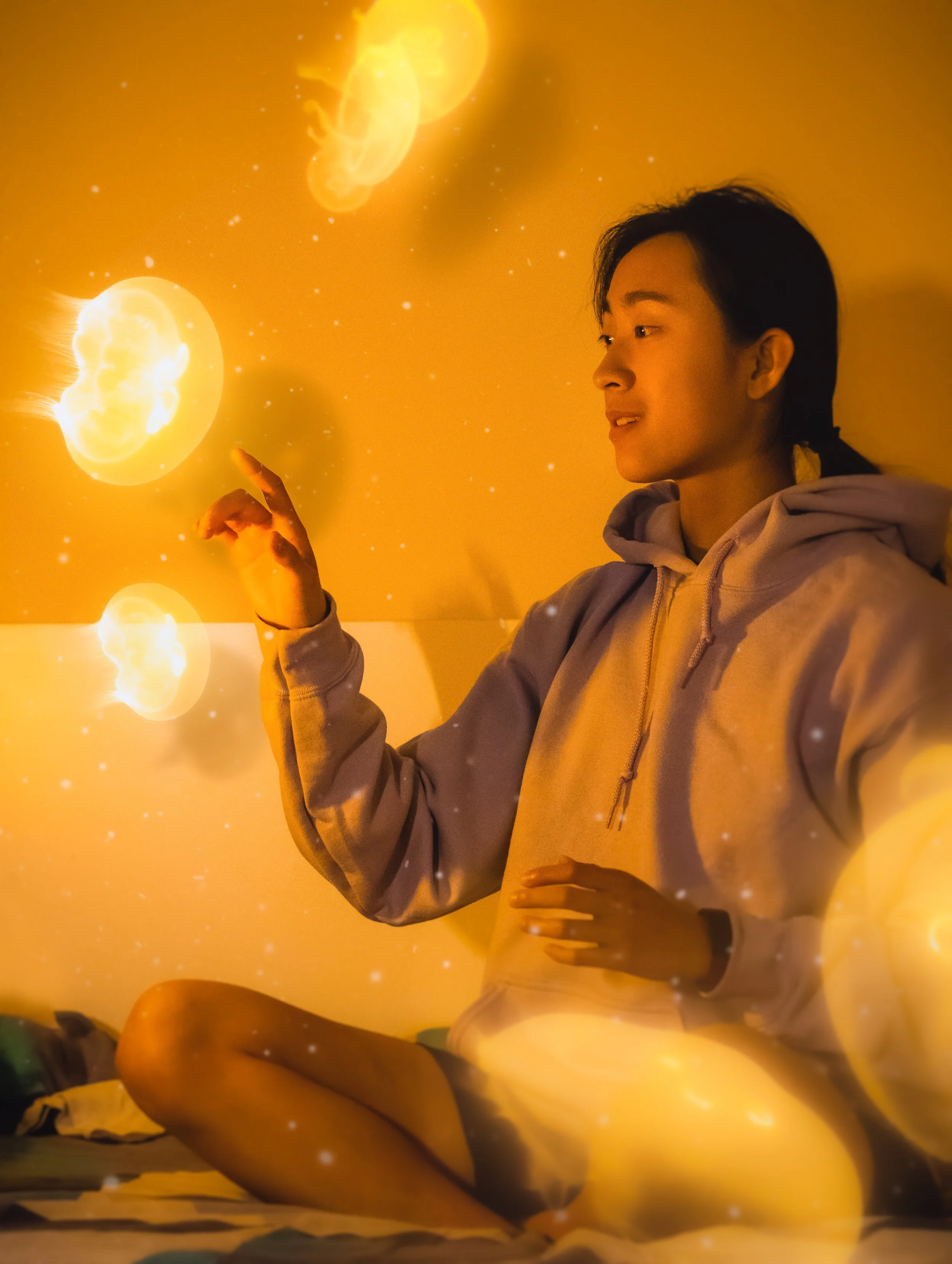 FINAL_Jellyfish with specs.jpg