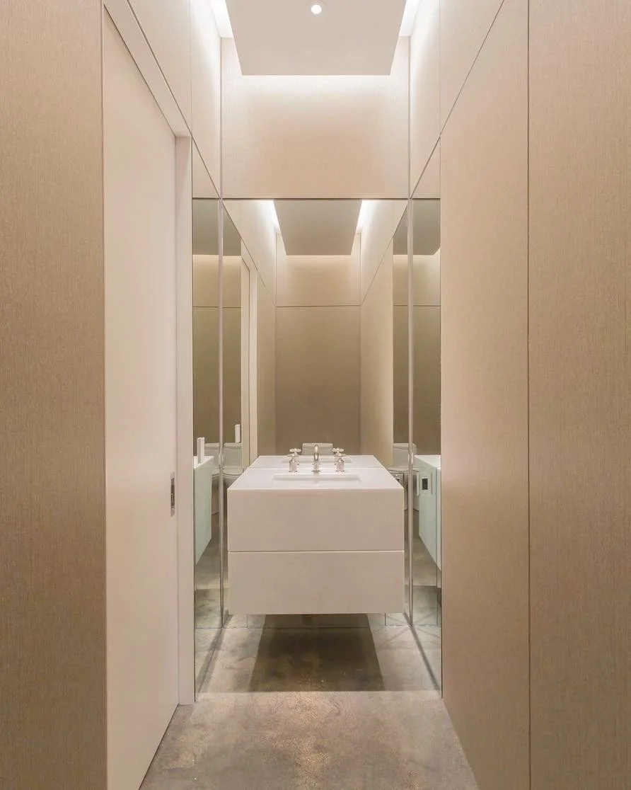 Austere simplicity in single material
.
.
.
#studiolema #architect #texasmodern #residentialarchitecture #archdaily #archilovers #architecturephotography #dallastx #moderndfw #moderndallas #monomaterial #simplicityindesign #bathroomdesign