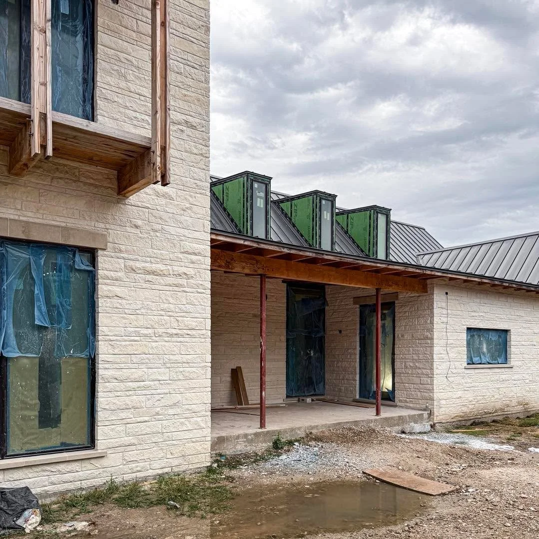 Bobbitt Site Visit
.
.
.
#studiolema #architecture #texasmodernarchitecture #residentialarchitecture #archdaily #archilovers #architecturephotography #dallastx #texashomes #moderndfw #moderndallas #dormer #porch #texaslimestone #standingseammetalroof