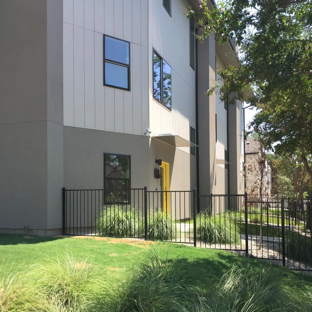 Coles Manor Townhouse
.
.
.
#studiolema #architecture #texasmodernarchitecture #residentialarchitect #archdaily #archilovers #architecturephotography #dallastx #texashomes #moderndfw #moderndallas #townhouse #realestate #realestatedevelopment #sheetm