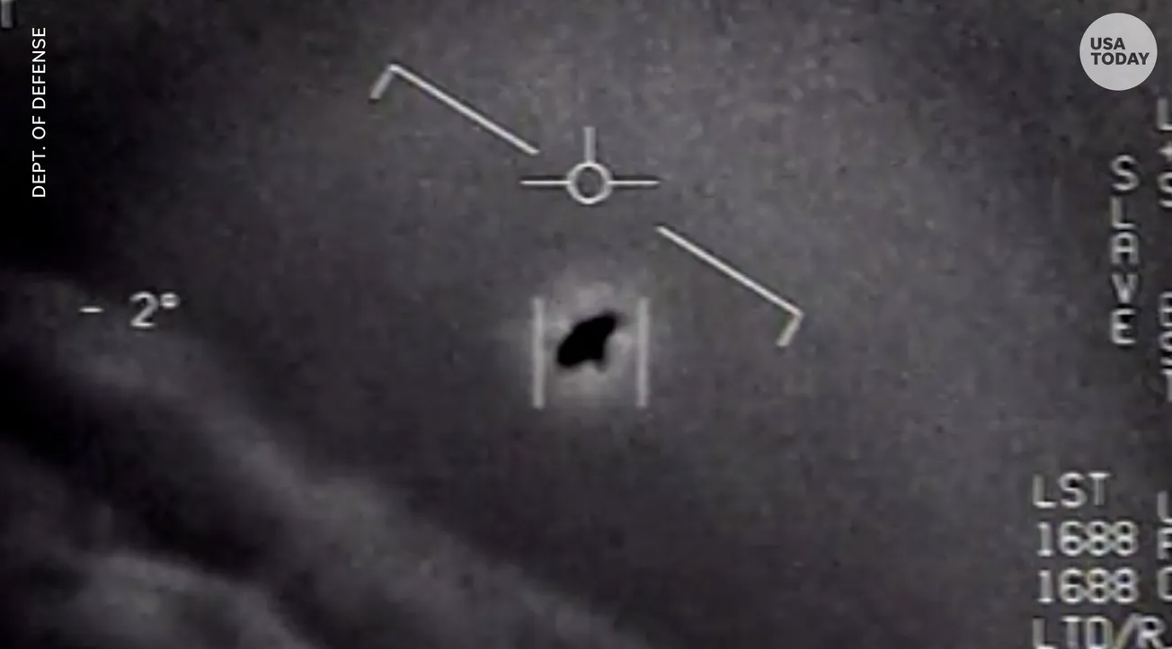 Bill Would Allow Commercial Pilots to Report UFO Sightings — USA Today