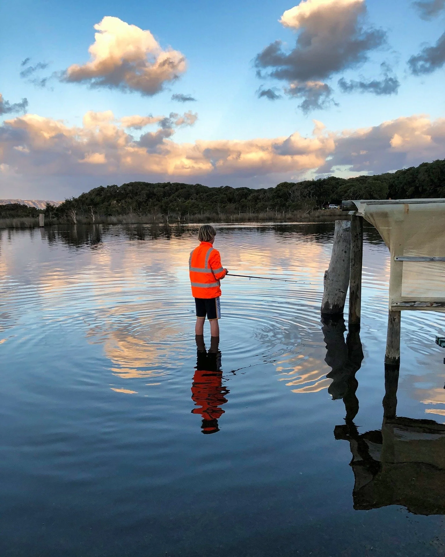 🎣 Twilight Fishing Trip 🌅

Our Residential students recently headed off the farm for an evening of fishing at the Prawn Channel in Denmark.

It was a great opportunity for students to get out, enjoy the local area and experience a bit of what Denma