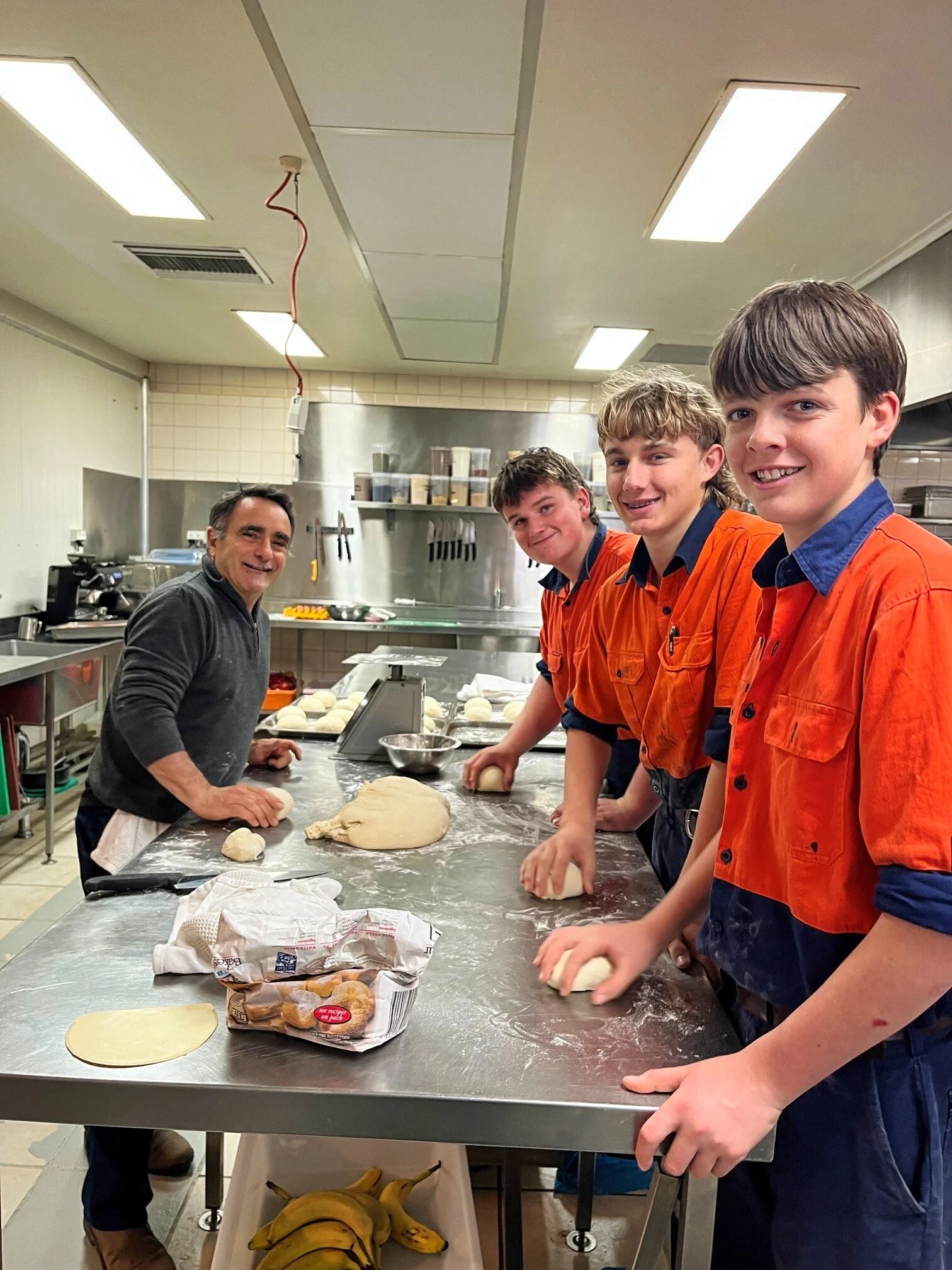 Y10 Pizza Making 5.jpg
