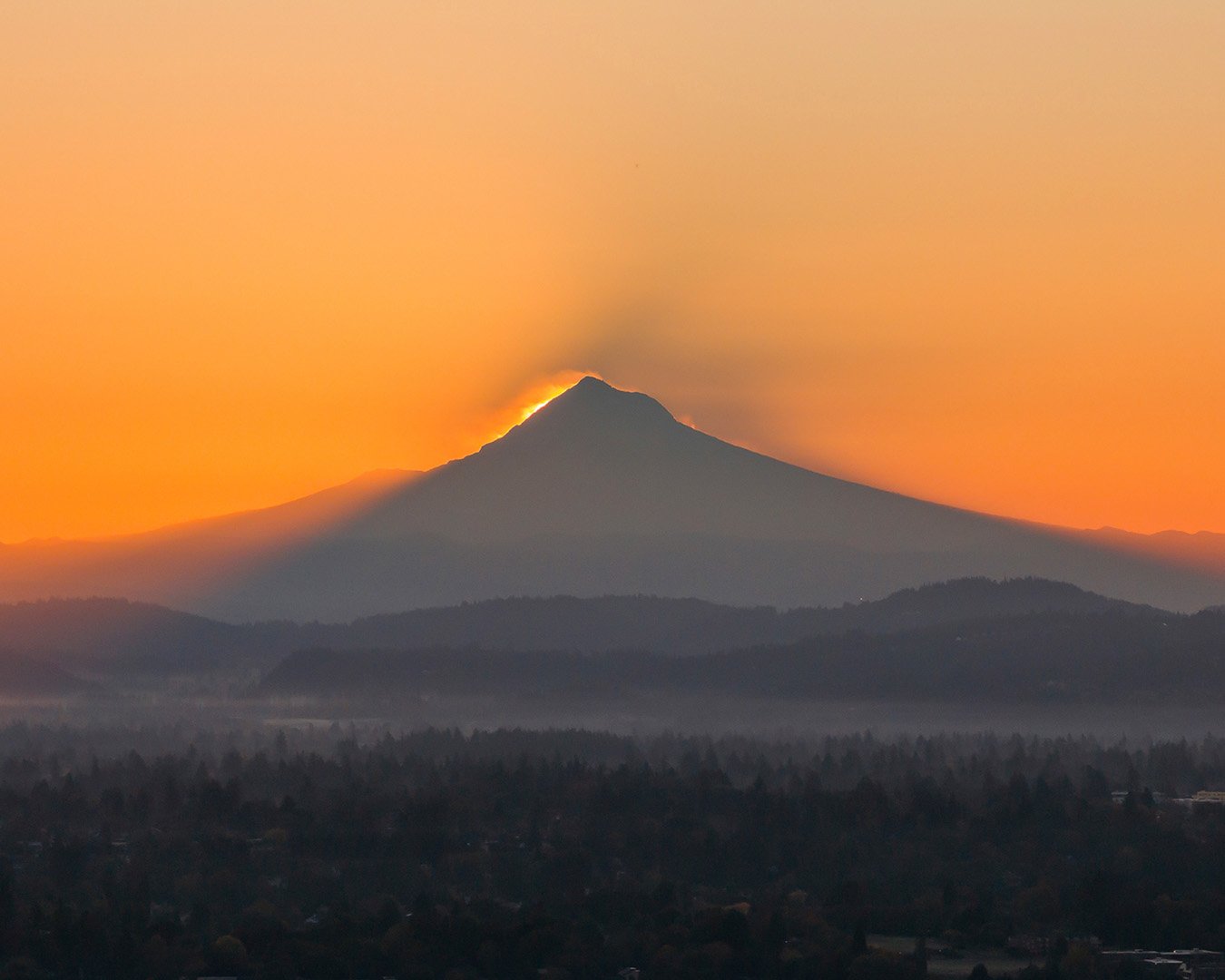 Seldom has a view ever left such an impression of what it truly means to live in the North West 🌲⛰️⛅
📍4412 SW Hamilton Terrace
Portland, OR  97239

Adam Phillips | Lead Photographer
📱(503) 479-5657
📧contact@phillipsdigital.co

Check out the link 