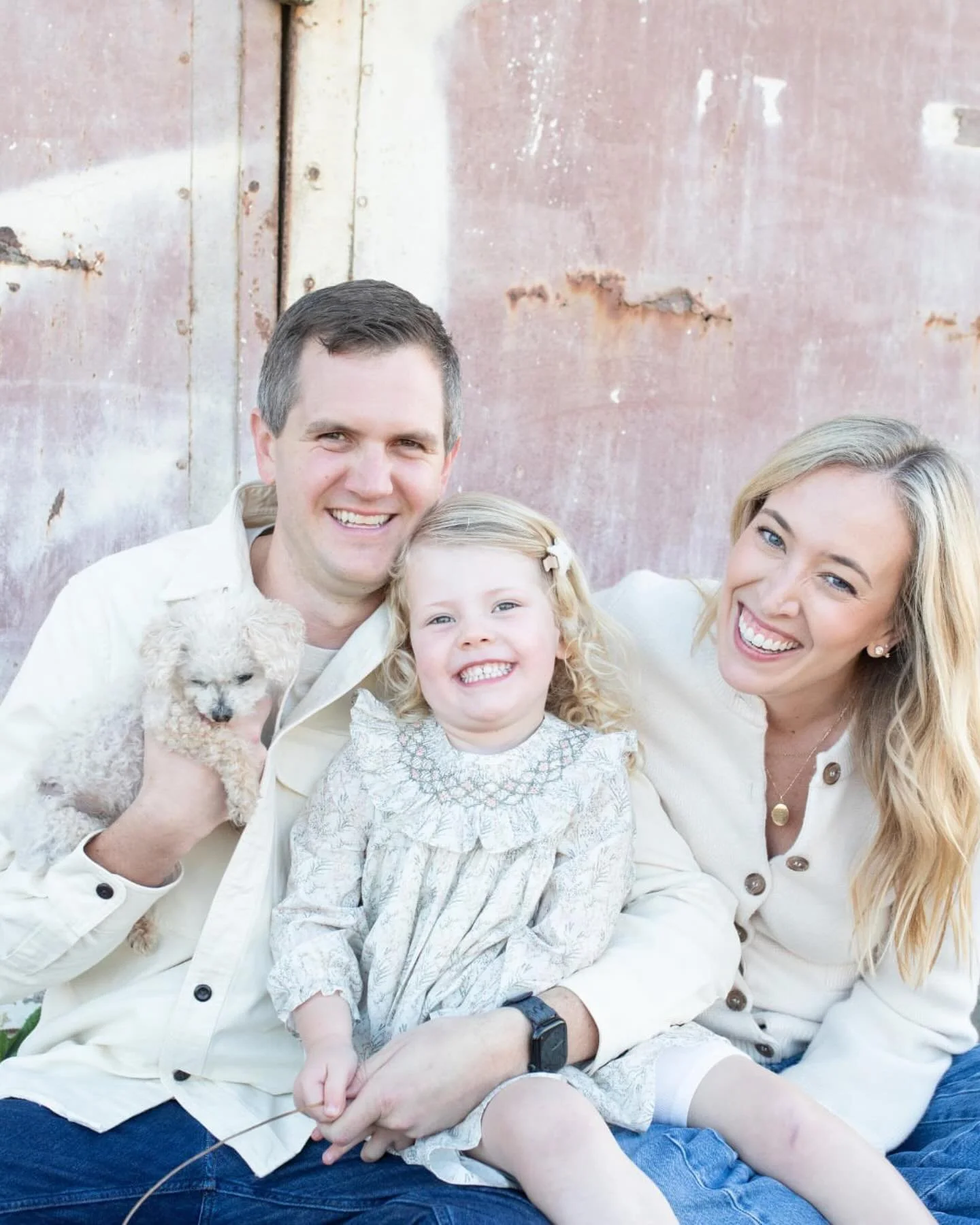 2 posts in 2 days !! Look at me go 😂

Another gorgeous little love bug that I have been photographing since she was born. 
 This view will never get old. 
Thank you all so so much for coming back to me again and again to photograph your beautiful gr