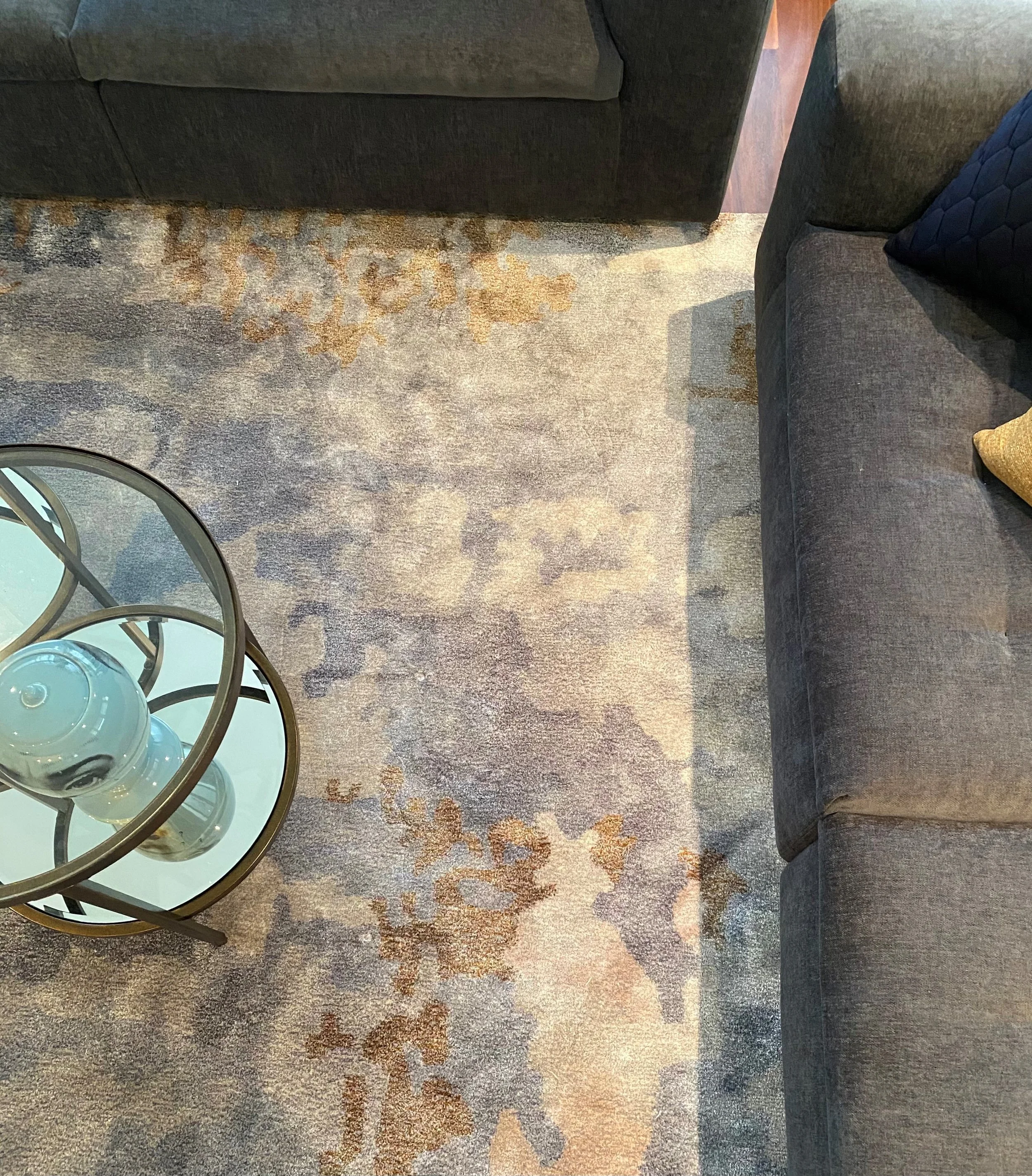 GLEN IRIS- HAND TUFTED RUG 2.jpg