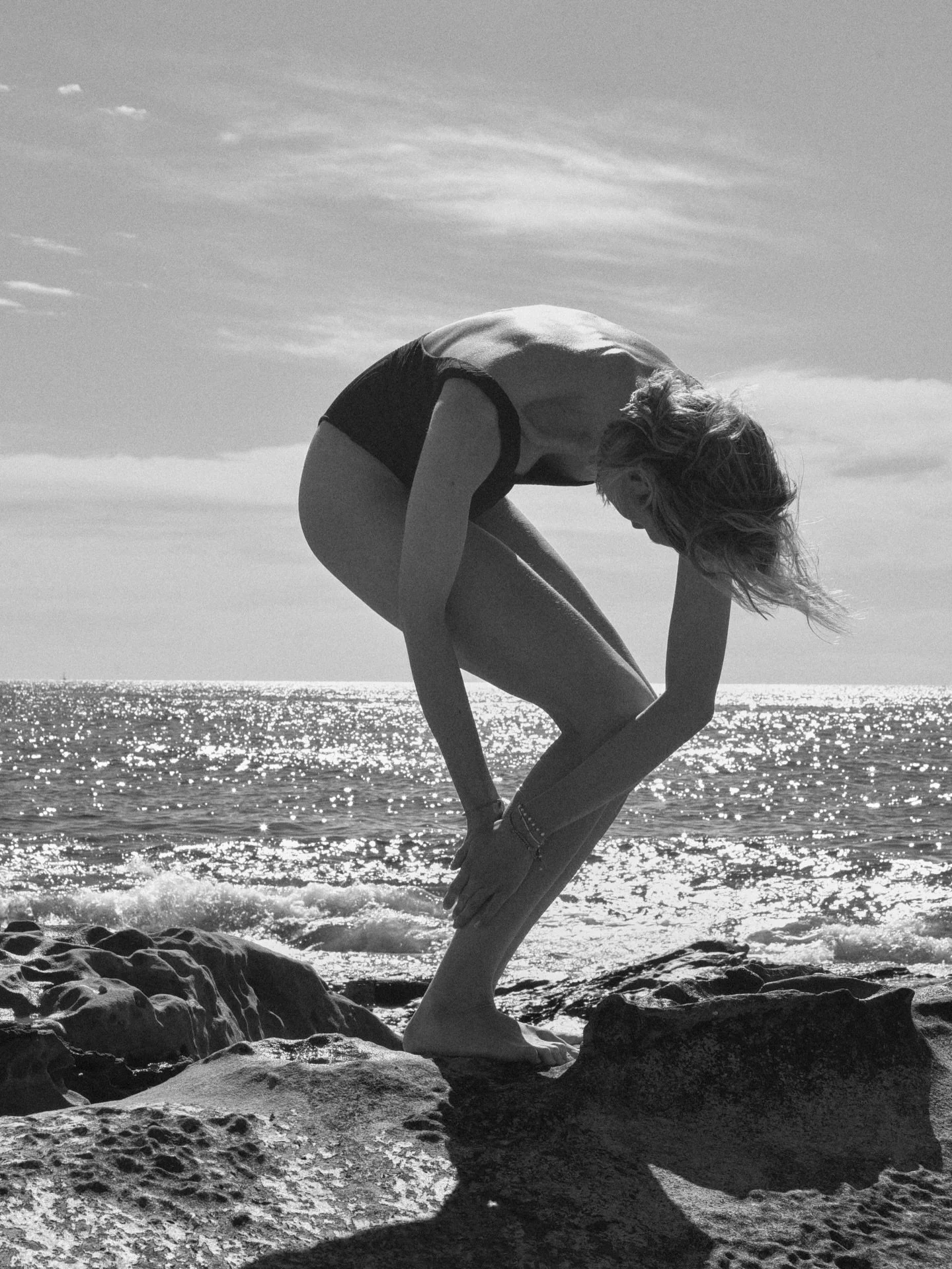 .
&lsquo;L&rsquo;ete indien&rsquo; - part I

talent @sarahebstein 
stylist @daisybrysonking 
makeup &amp; hair artist @vanessabarney 
light @hdix___ 
photo &amp; creative direction by me.

wearing @fellaswim