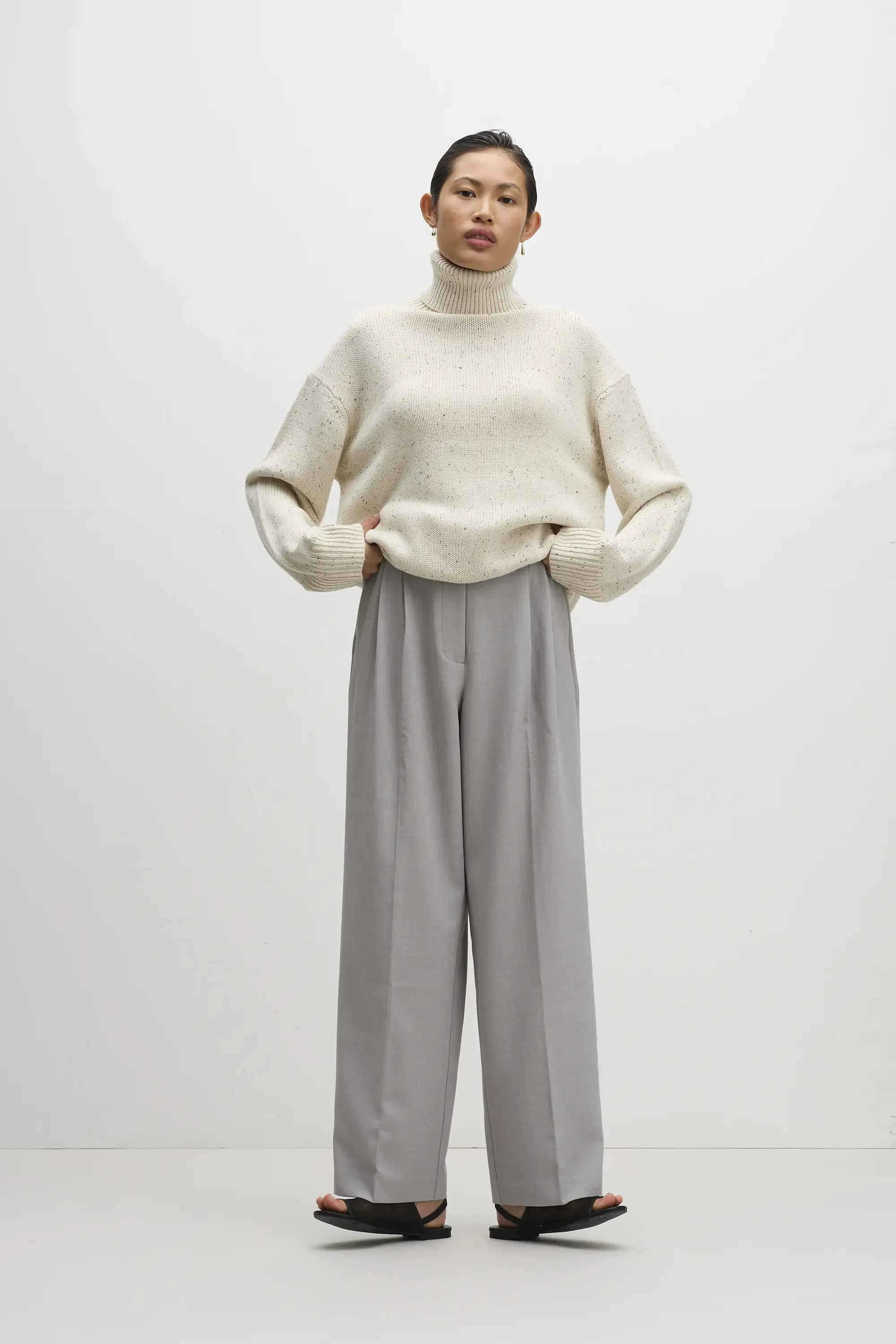 S36-24796-Nude Lucy-0828 copy.webp