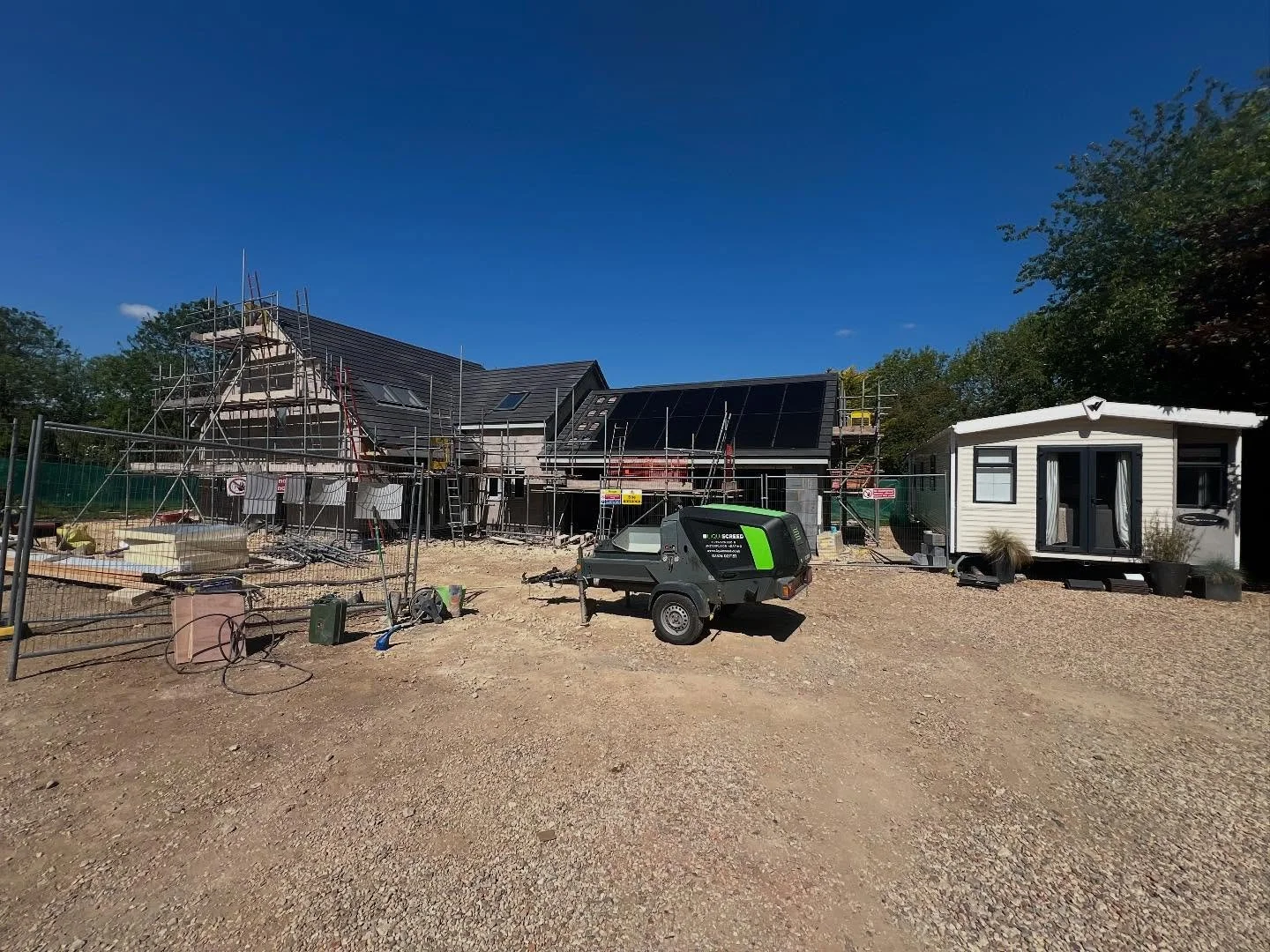 We are still alive, pumping and doing our ting!!! The team has been super busy over the last month keeping all our customers, new and existing happy! Today we completed a self build project in Thurlby, Bourne to finish off the week. A well earned lon