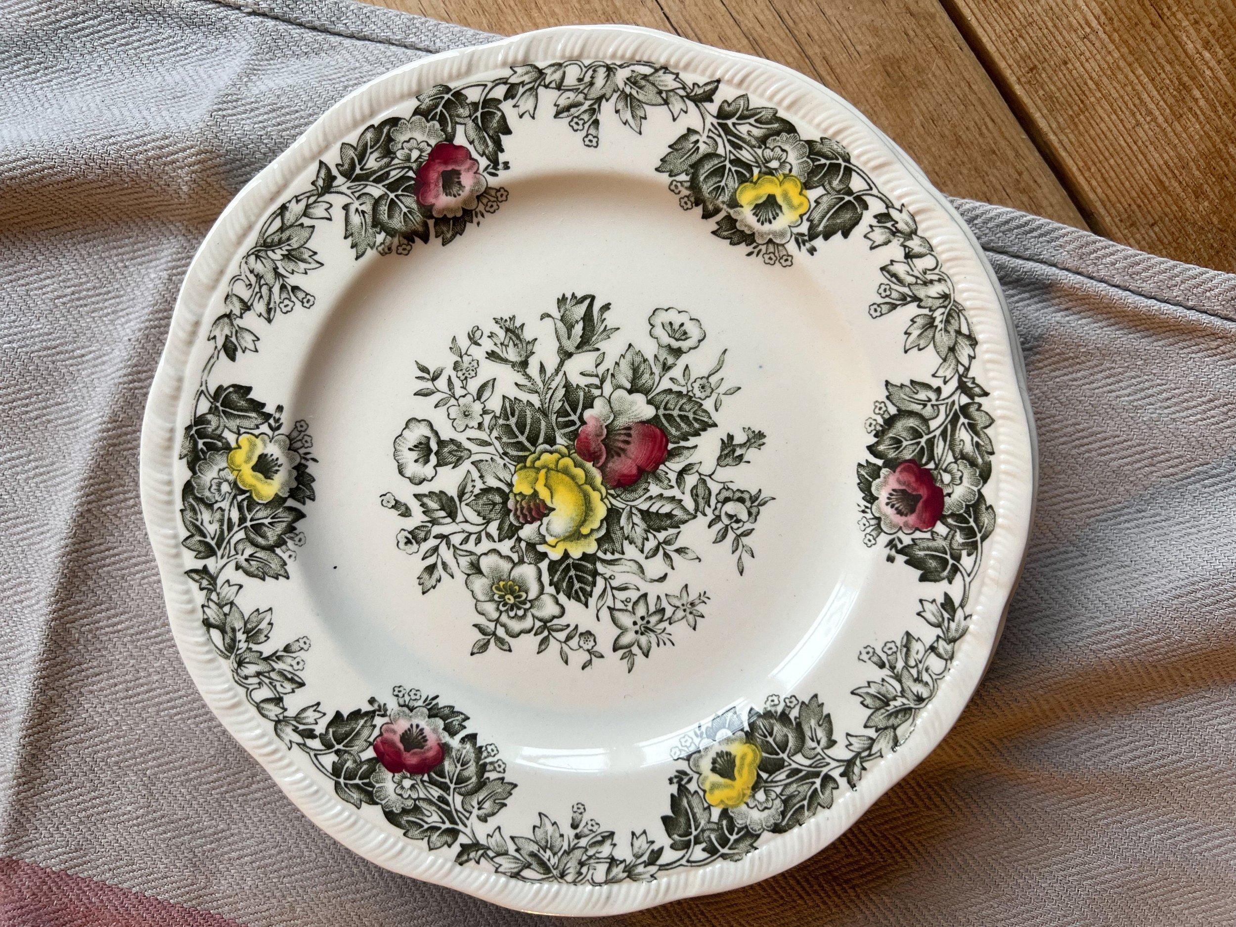 https://i.etsystatic.com/30876396/r/il/cc57f9/4349915968/il_fullxfull.4349915968_pcoe.jpg