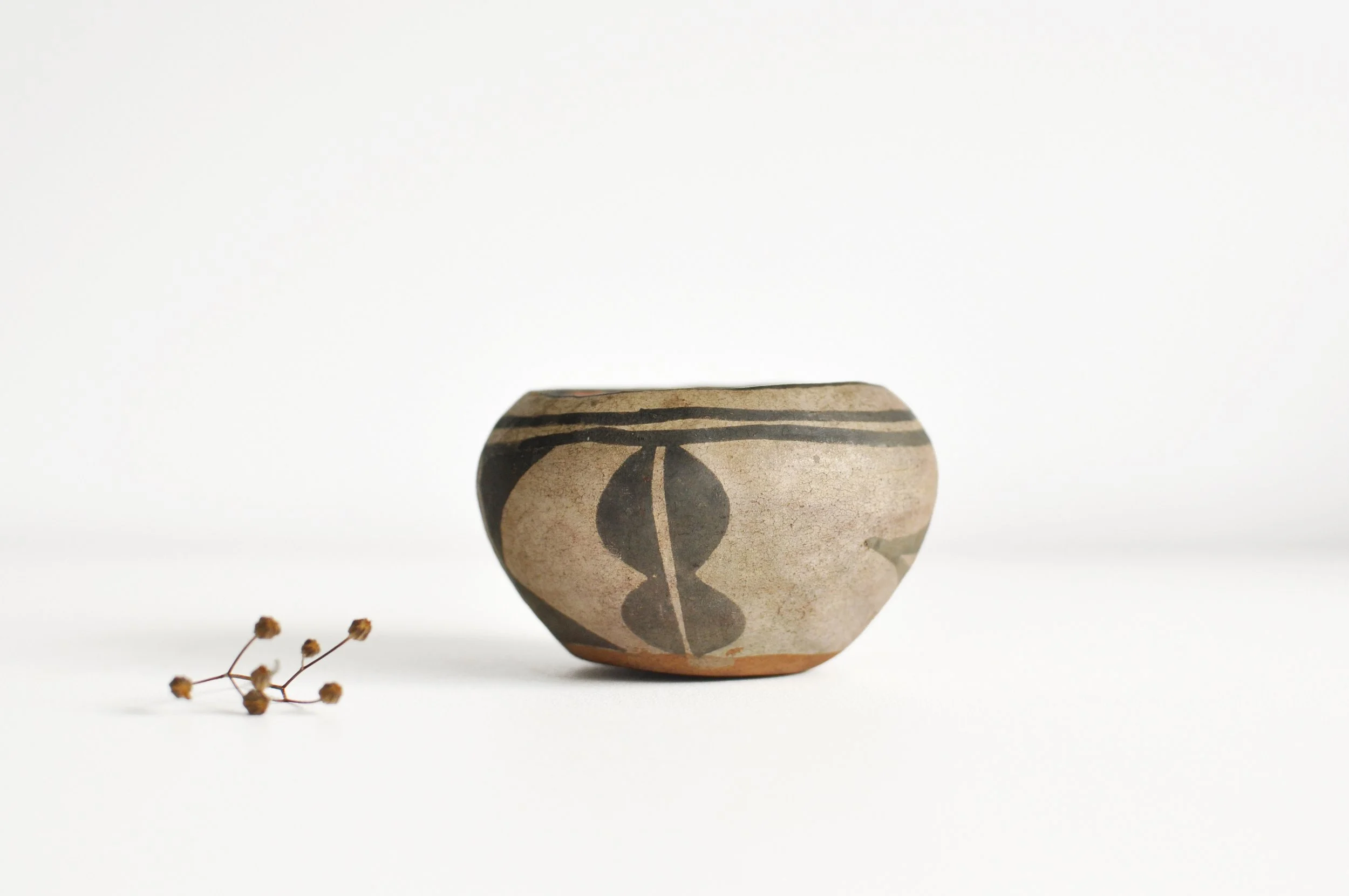 Vintage Native American Santo Domingo (Kewa) Hand-Coiled Squat Bowl