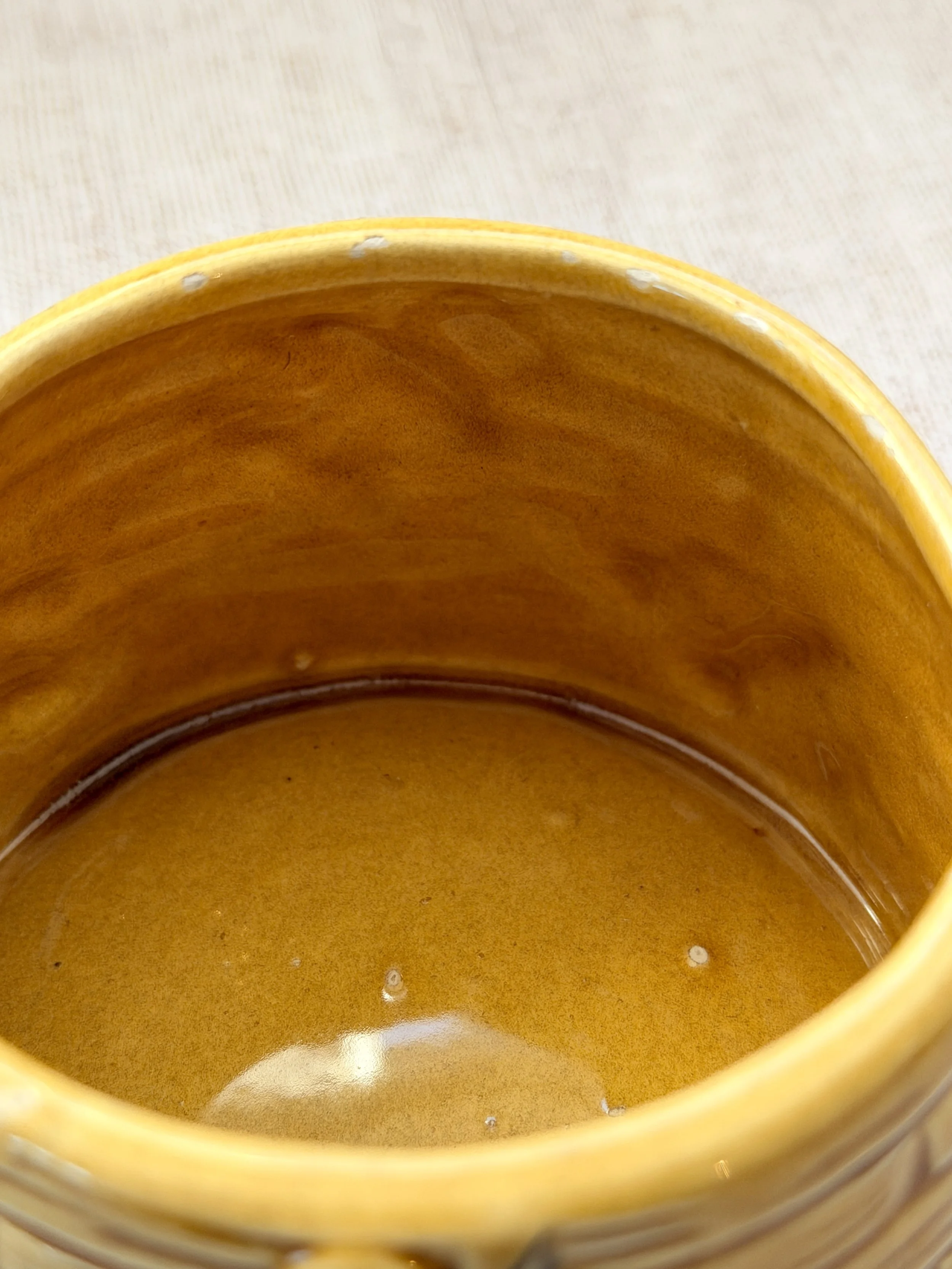 mid-century-modern-honey-pot-close-up.jpg