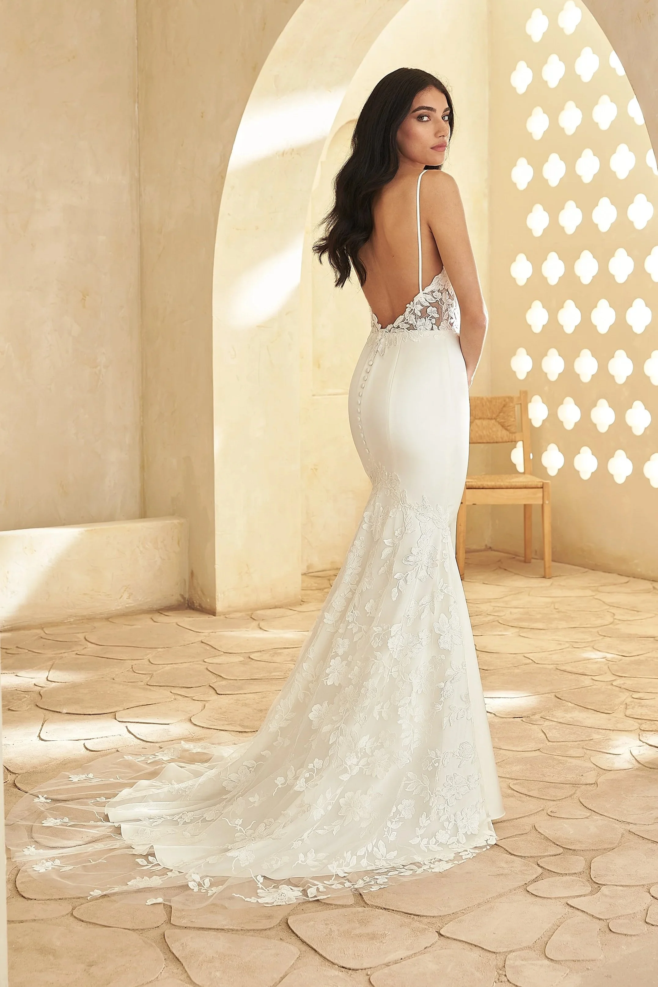 Paloma+Blanca+style+P5004b.jpg