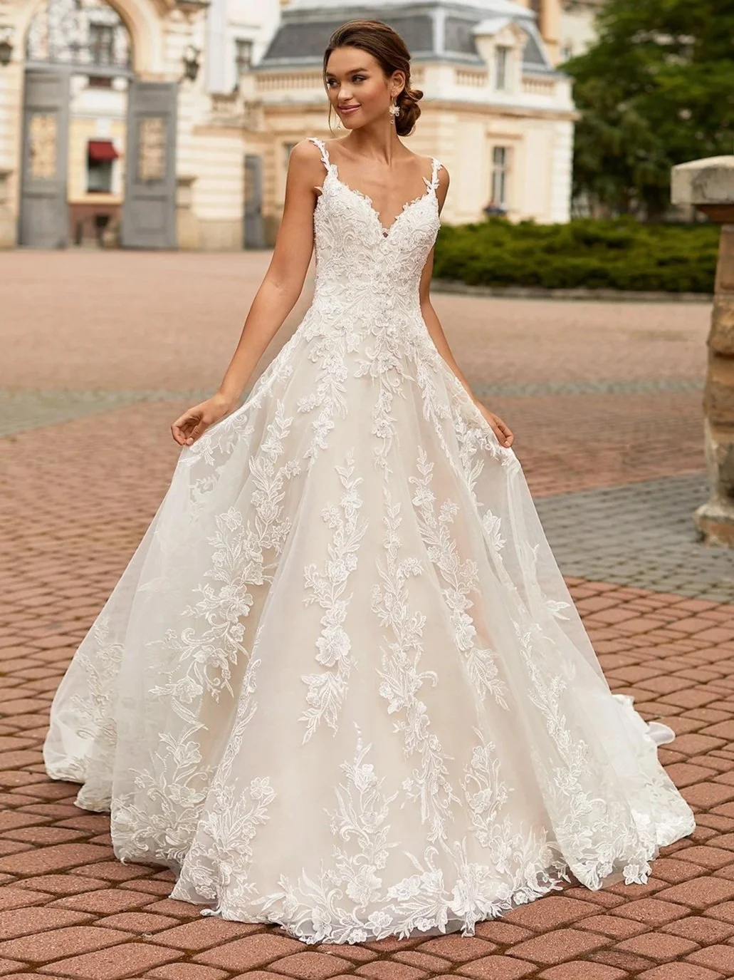 Wedding Dress Sale - Off The Rail Wedding Dresses