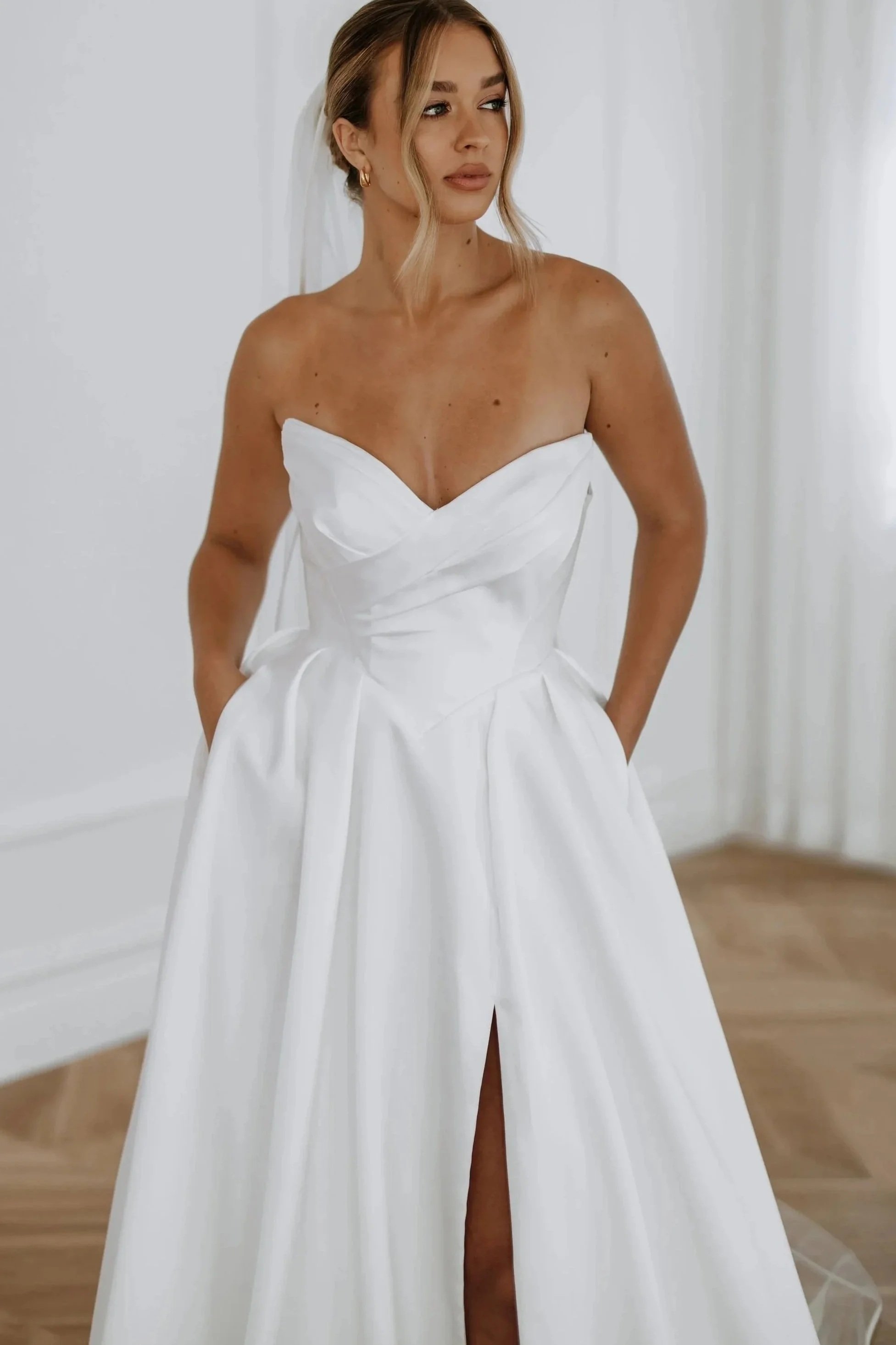 Wedding Dresses by Kelly Lin - Gabi