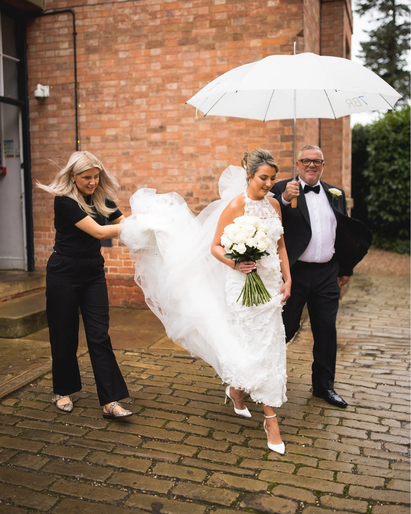 ✨ Real Bride | Aby ✨

I think we can all agree&hellip; just look at how absolutely stunning Aby looked marrying her forever love Sam 🤍💍

Wearing the most beautiful halter neck lace gown by @lanagracebridal complete with the most incredible detachab