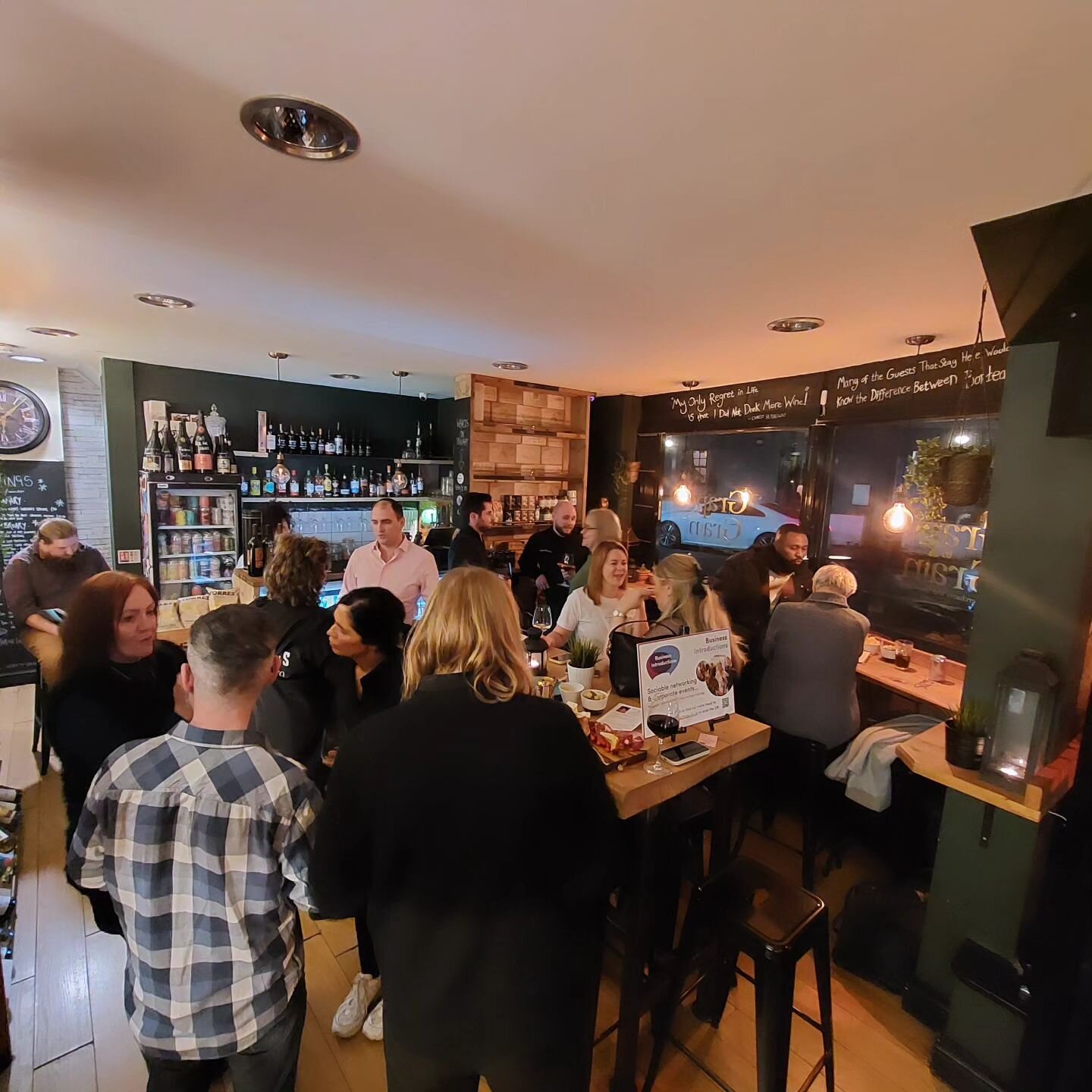 What a night our Prestwich networking launch event was! 

Great to see so many lovely local businesses turn up and fill my favourite wine bar @grapetograin 🍷