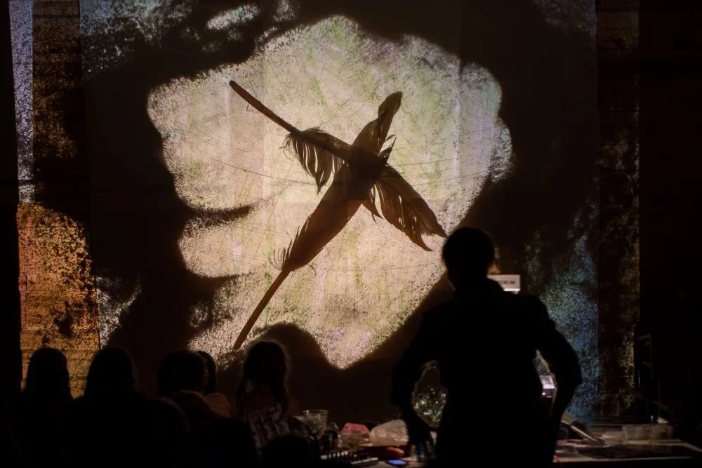 Vasario 16 d. 15 val. edukacinis spektaklis apie Lietuvos istoriją „Sekretai iš būtųjų laikų“ ir kūrybinės dirbtuvės, Lietuvos teatro sąjungoje