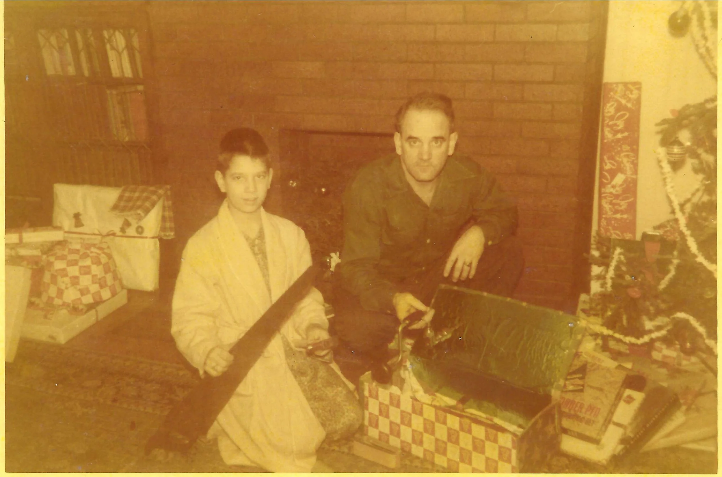 Xmas in Indy, IN, Edward 9.5 & Jack Alexander.jpg
