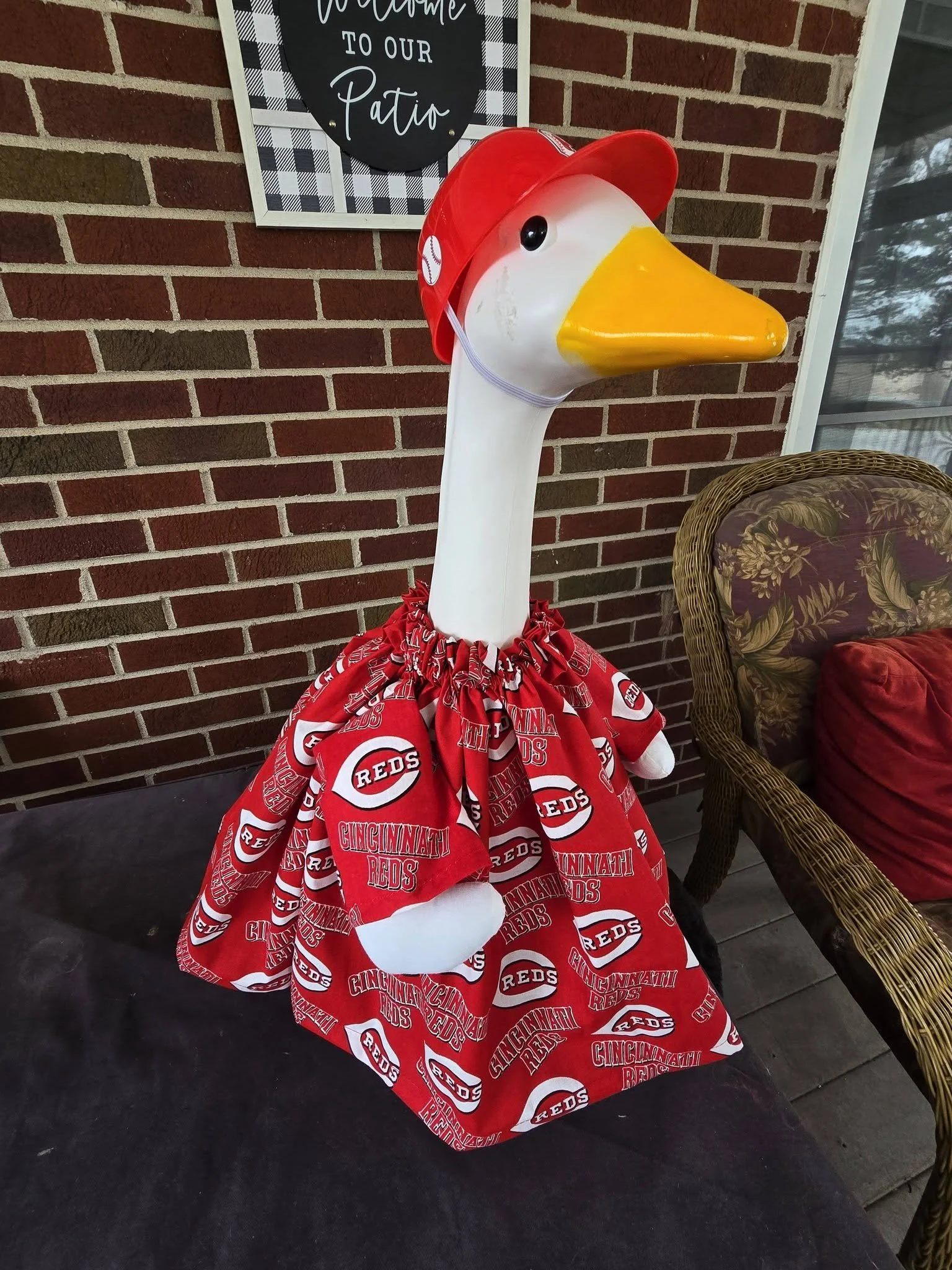 Cinci Reds without Bat.jpg